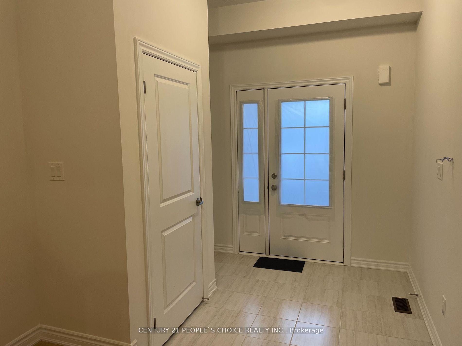 Photo 3 of 105 Sapphire Way, Thorold, Rolling Meadows — HOMEH