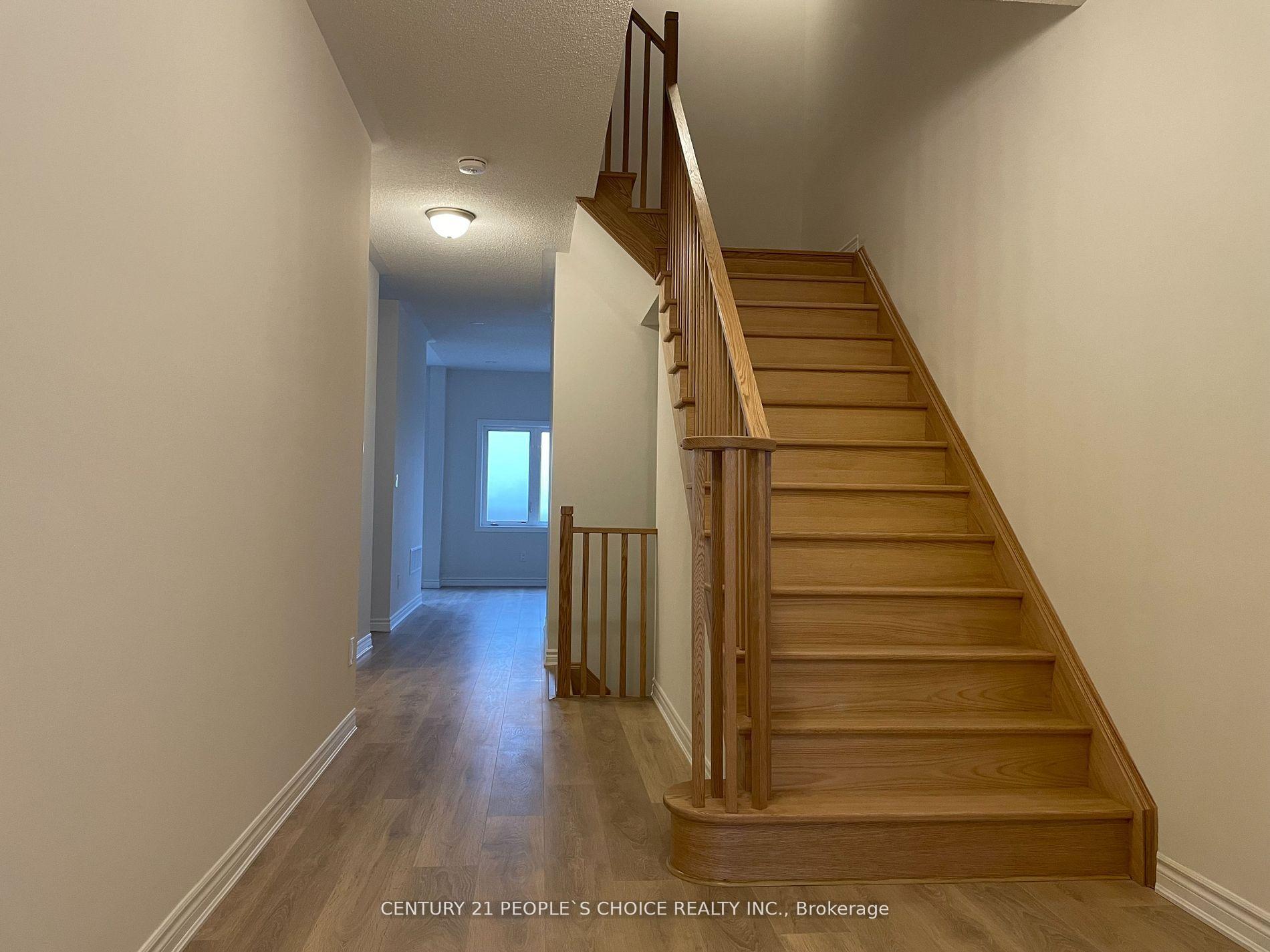 Photo 4 of 105 Sapphire Way, Thorold, Rolling Meadows — HOMEH