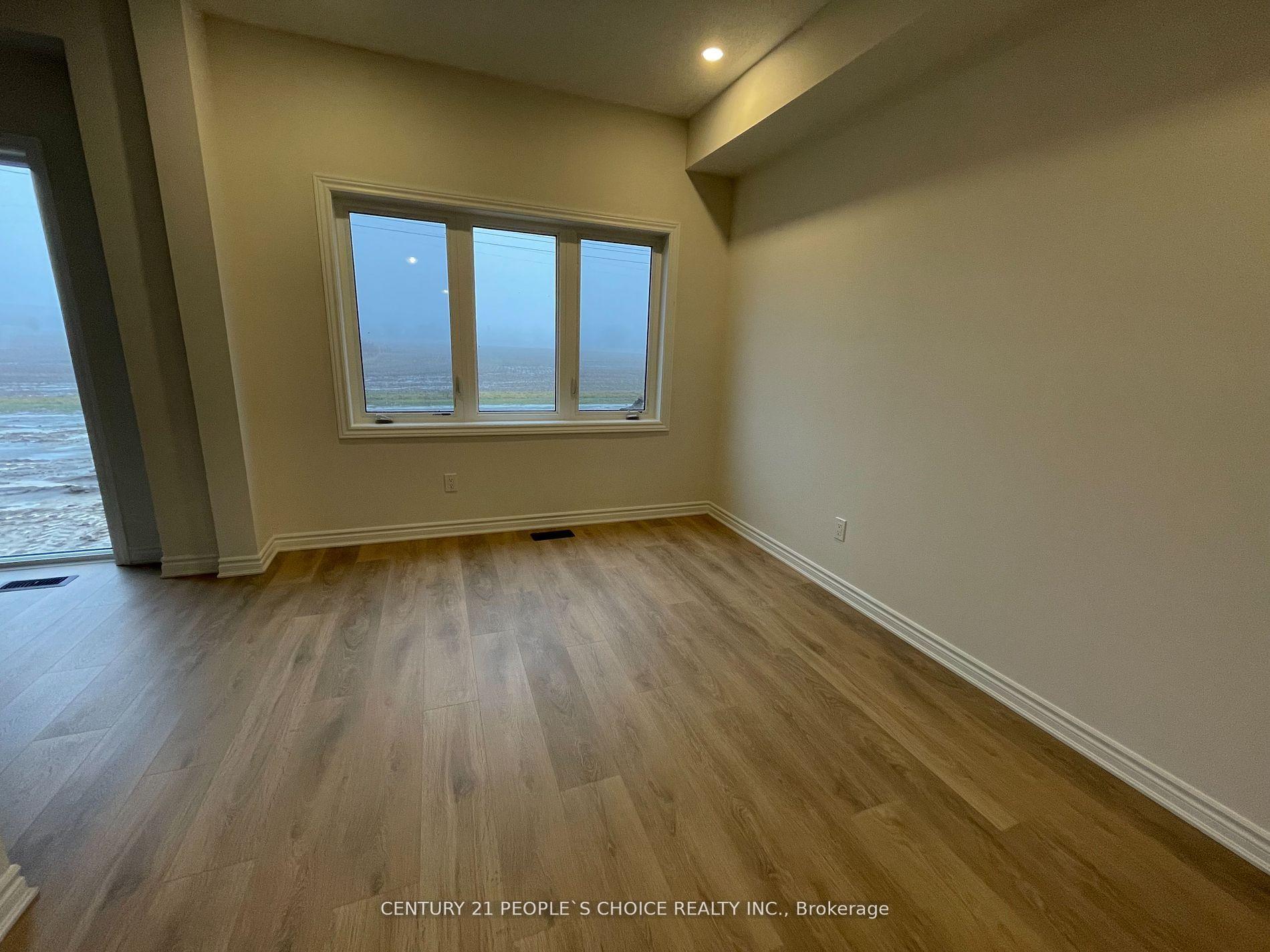Photo 5 of 105 Sapphire Way, Thorold, Rolling Meadows — HOMEH