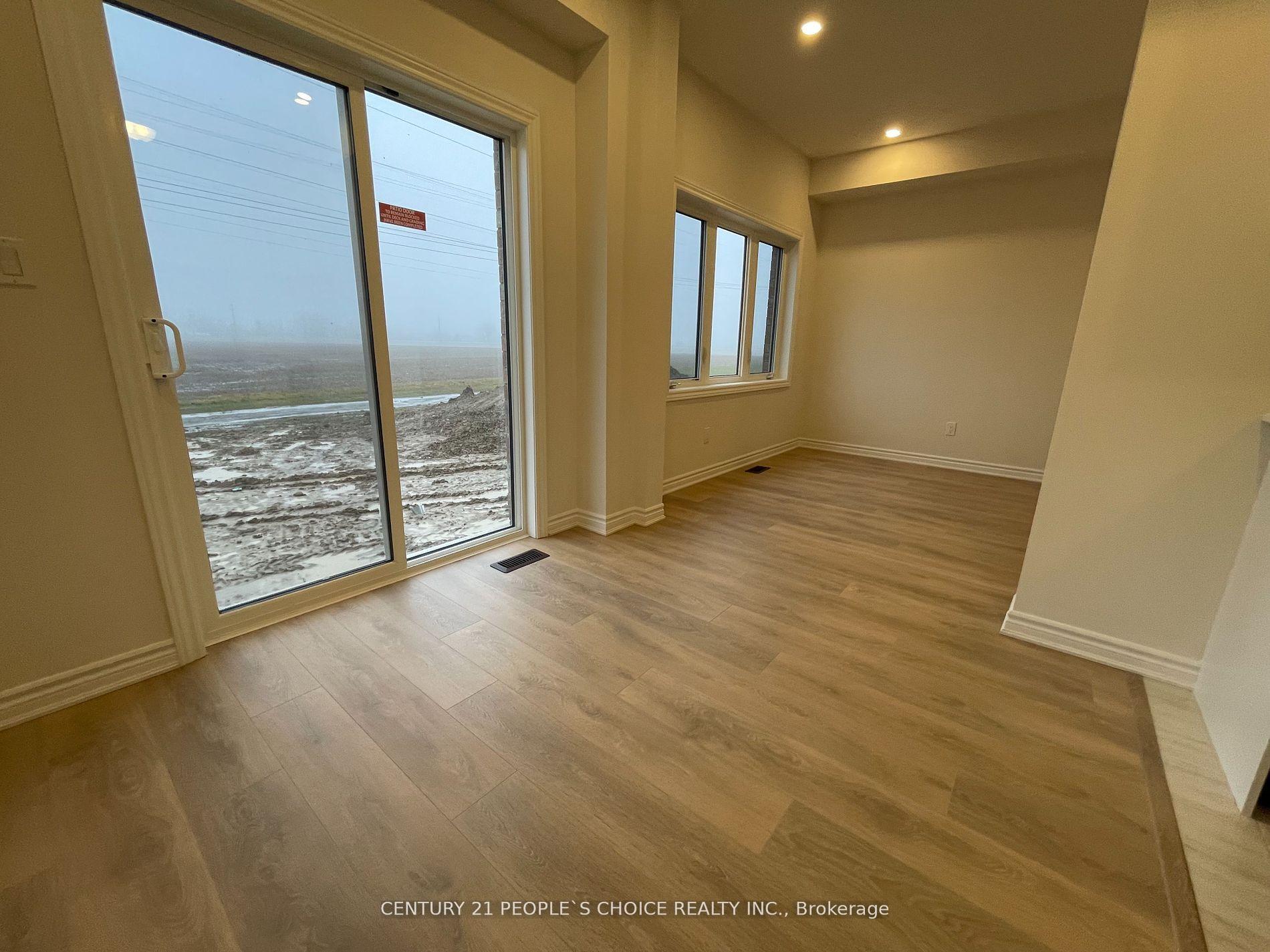 Photo 9 of 105 Sapphire Way, Thorold, Rolling Meadows — HOMEH