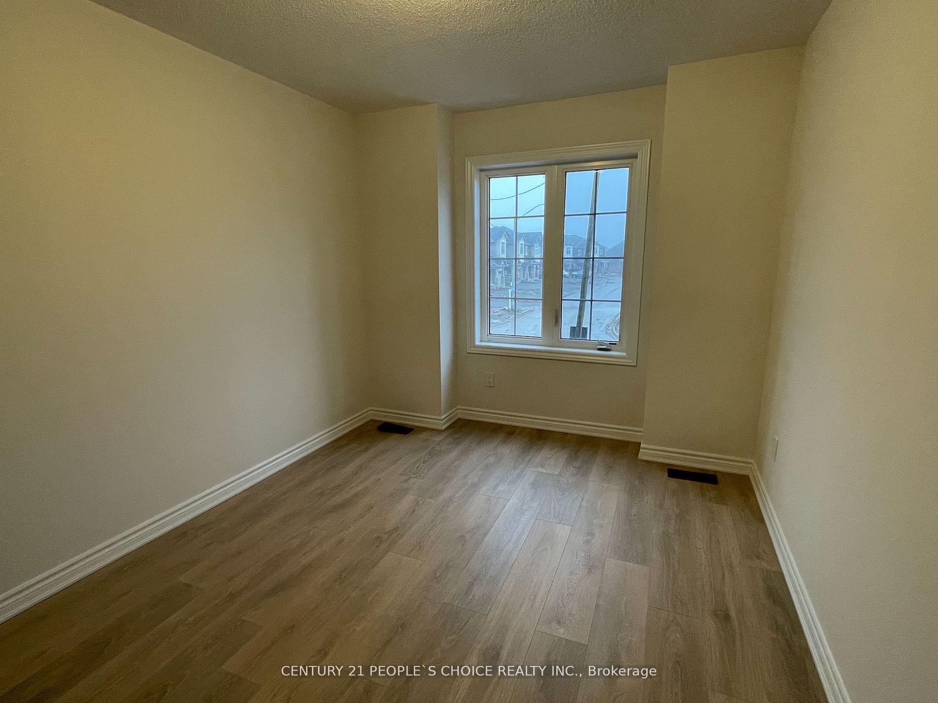 Photo 23 of 105 Sapphire Way, Thorold, Rolling Meadows — HOMEH