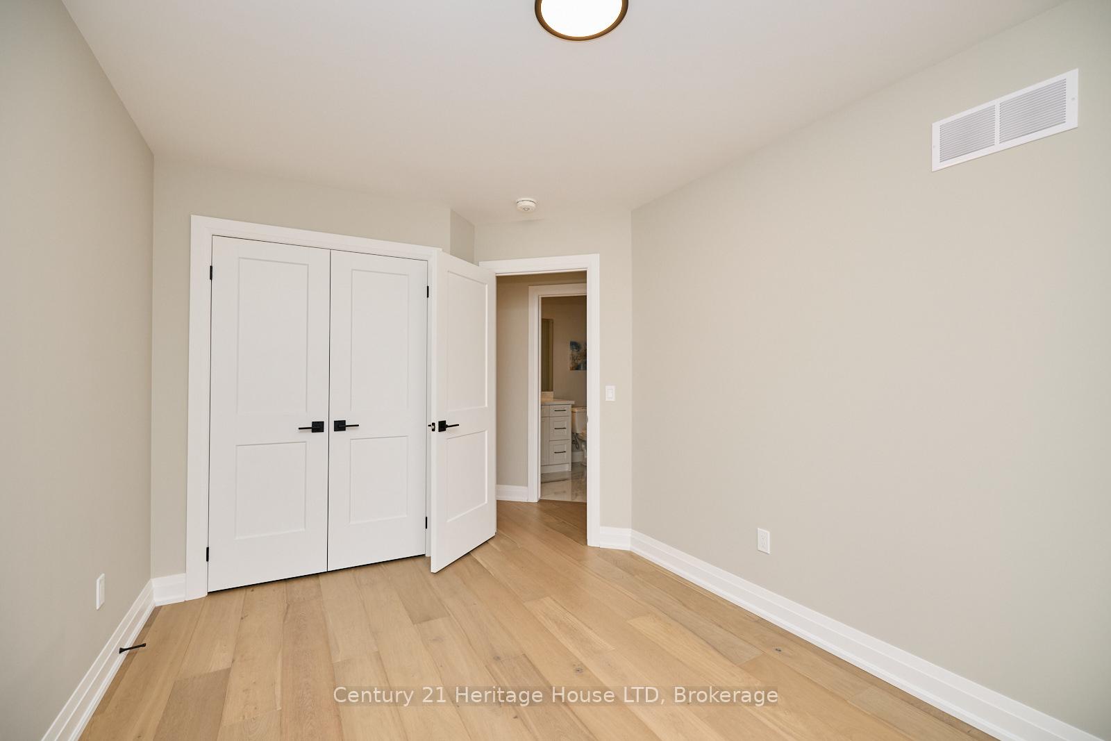 Photo 21 of 106 Elvira Way, Thorold, Rolling Meadows — HOMEH