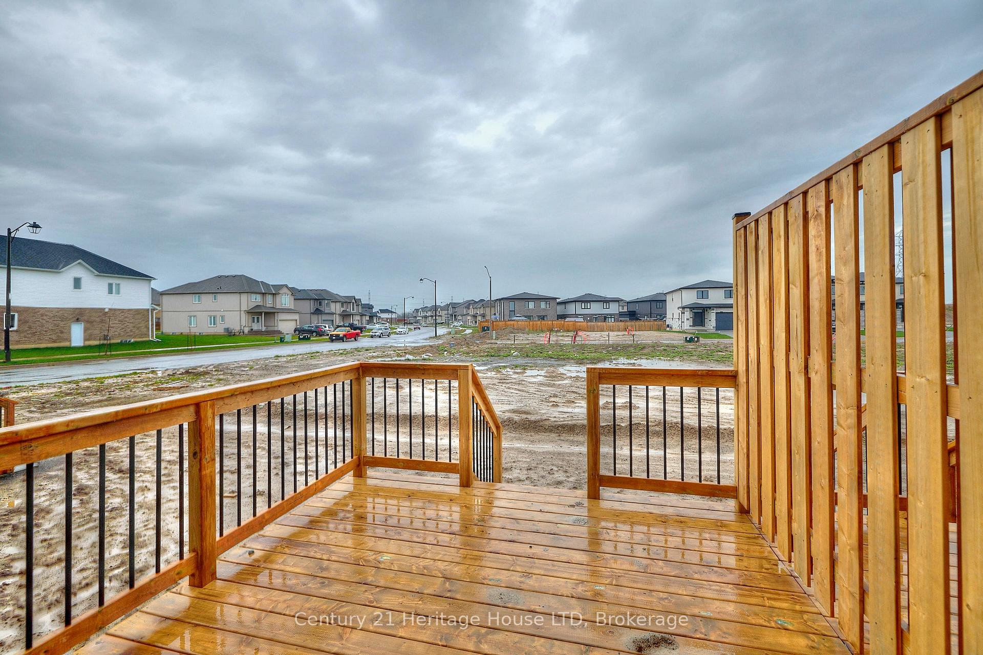 Photo 25 of 106 Elvira Way, Thorold, Rolling Meadows — HOMEH