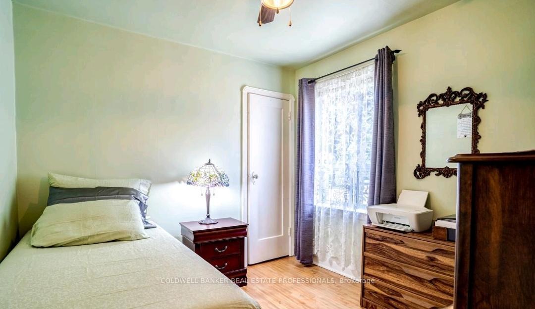 Photo 11 of 449 Dawes Road, Toronto, O'Connor-Parkview — HOMEH