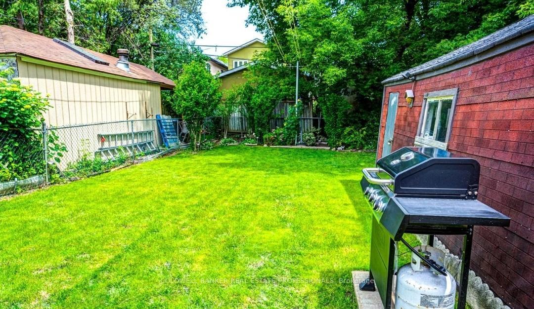 Photo 17 of 449 Dawes Road, Toronto, O'Connor-Parkview — HOMEH