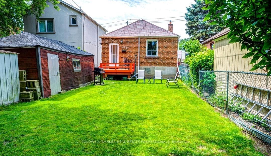 Photo 18 of 449 Dawes Road, Toronto, O'Connor-Parkview — HOMEH