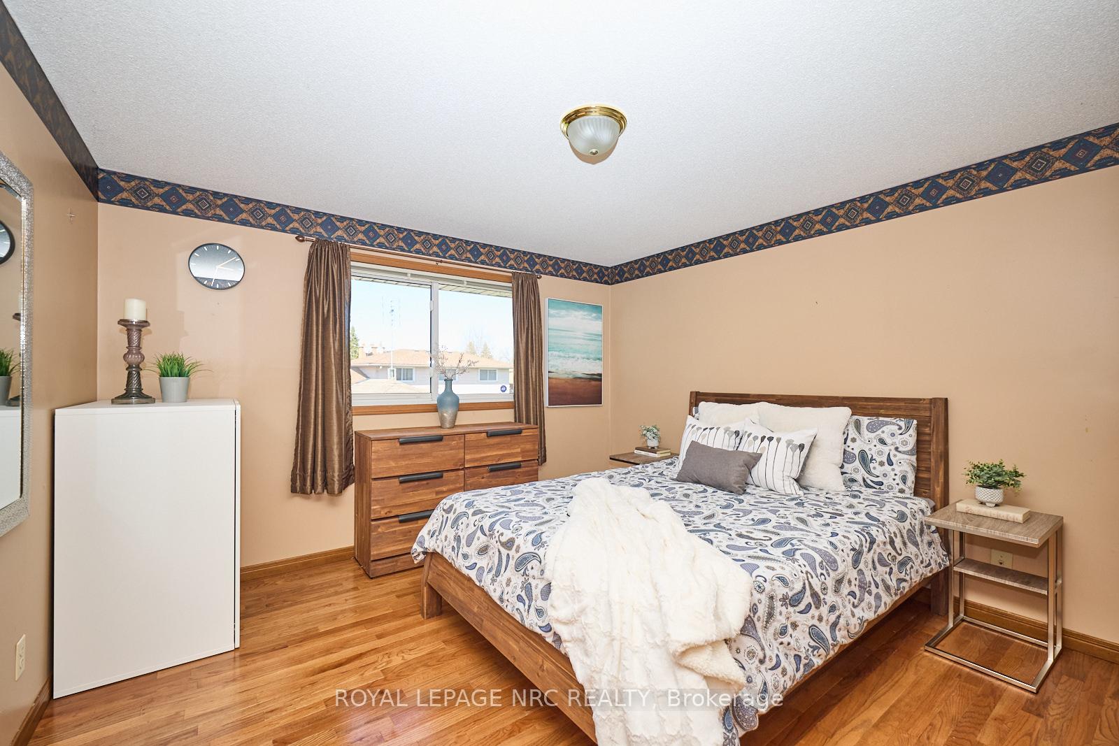 Photo 15 of 61 Mcdonagh Crescent, Thorold, Confederation Heights — HOMEH