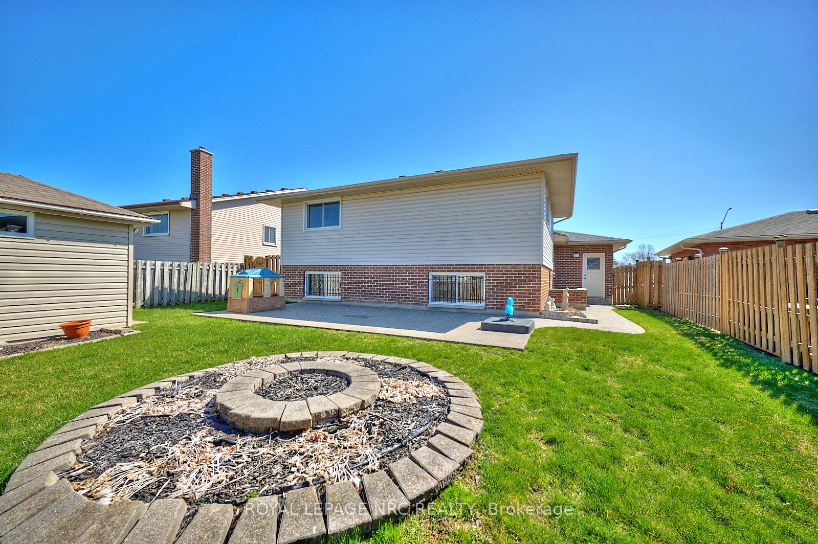 Photo 36 of 61 Mcdonagh Crescent, Thorold, Confederation Heights — HOMEH