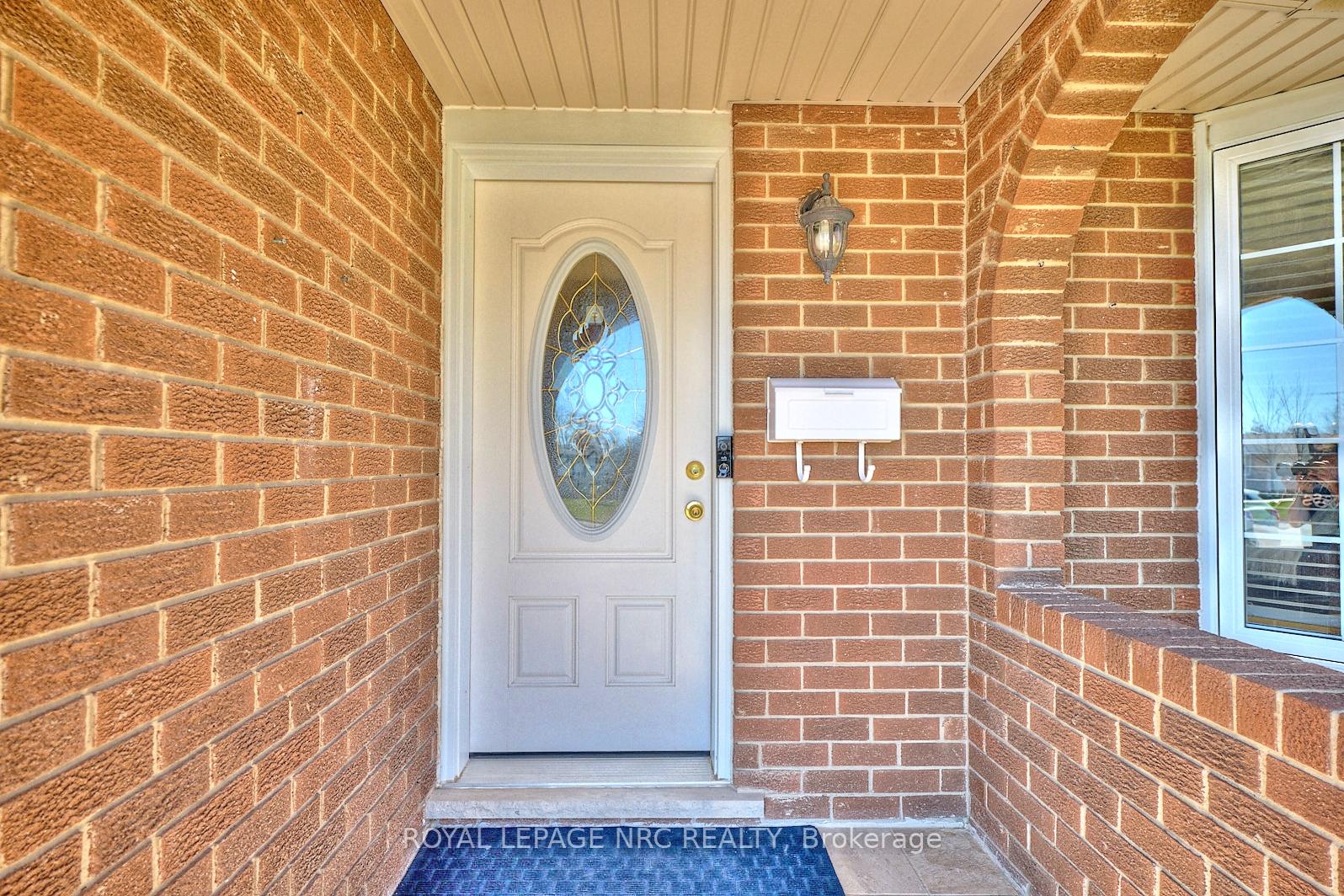Photo 38 of 61 Mcdonagh Crescent, Thorold, Confederation Heights — HOMEH