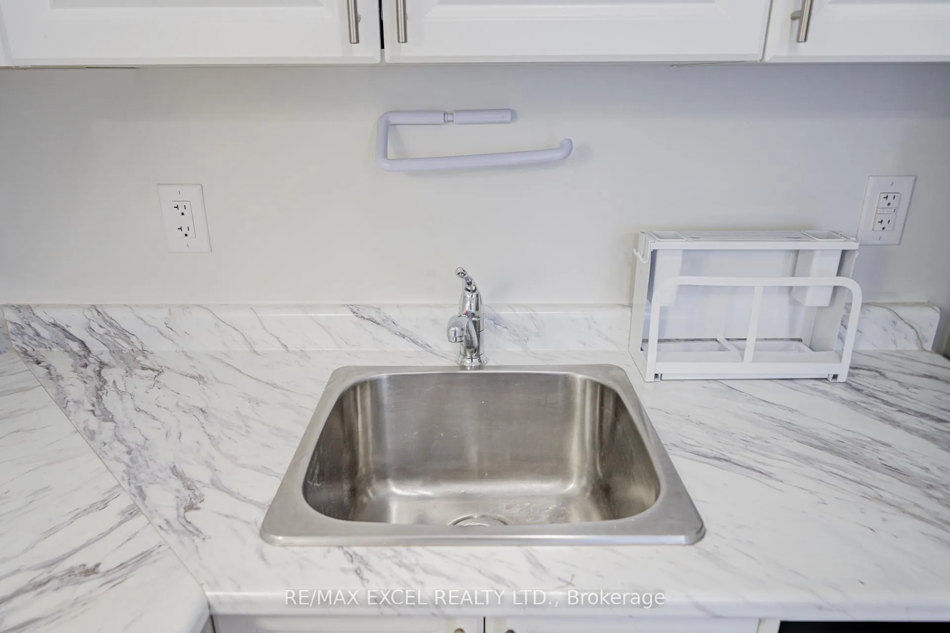Photo 15 of Unit Coach, 172 Webb Street, Markham, Cornell — HOMEH