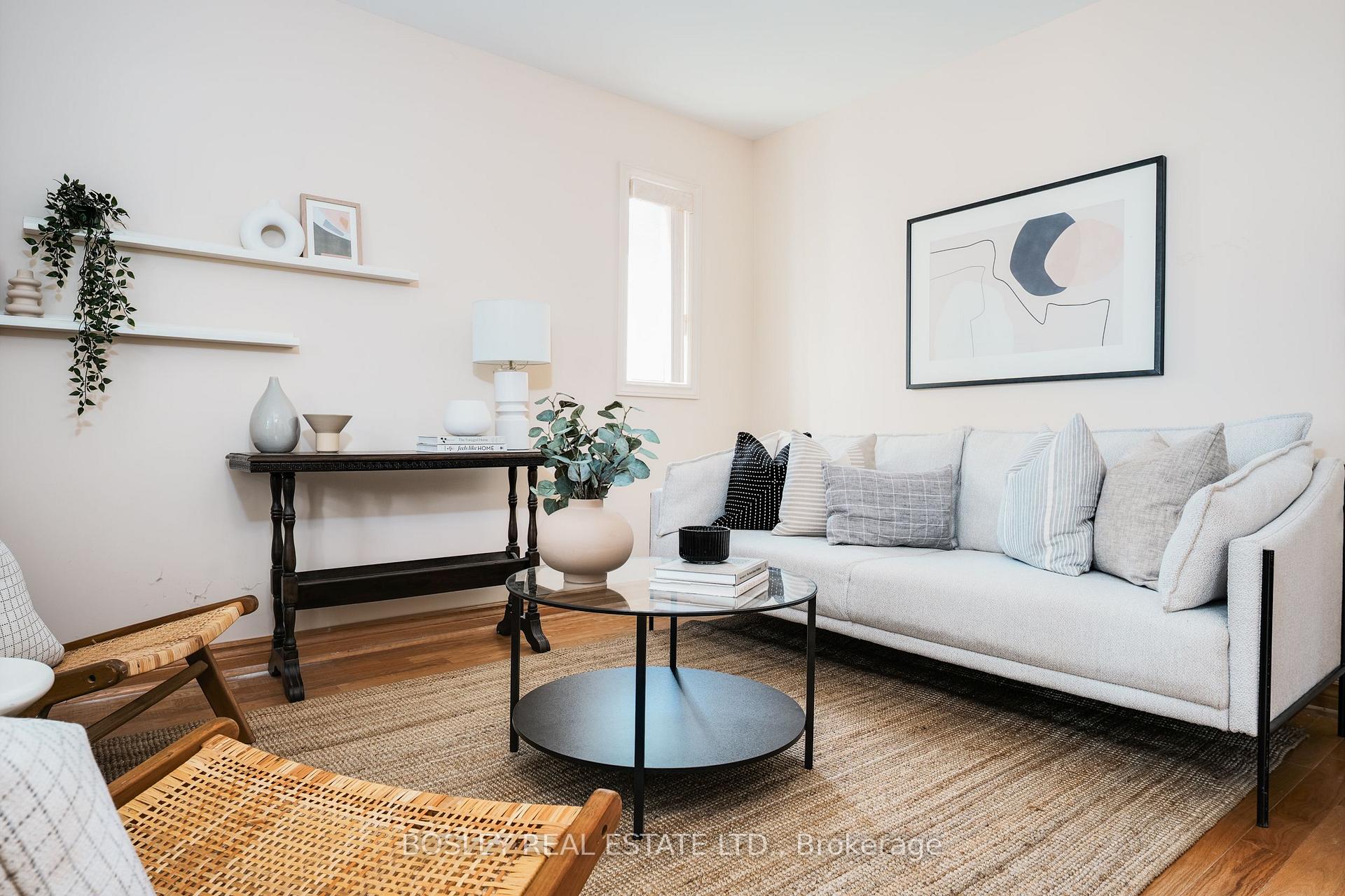 Photo 13 of 309 Warden Avenue, Scarborough, Birchcliffe-Cliffside — HOMEH