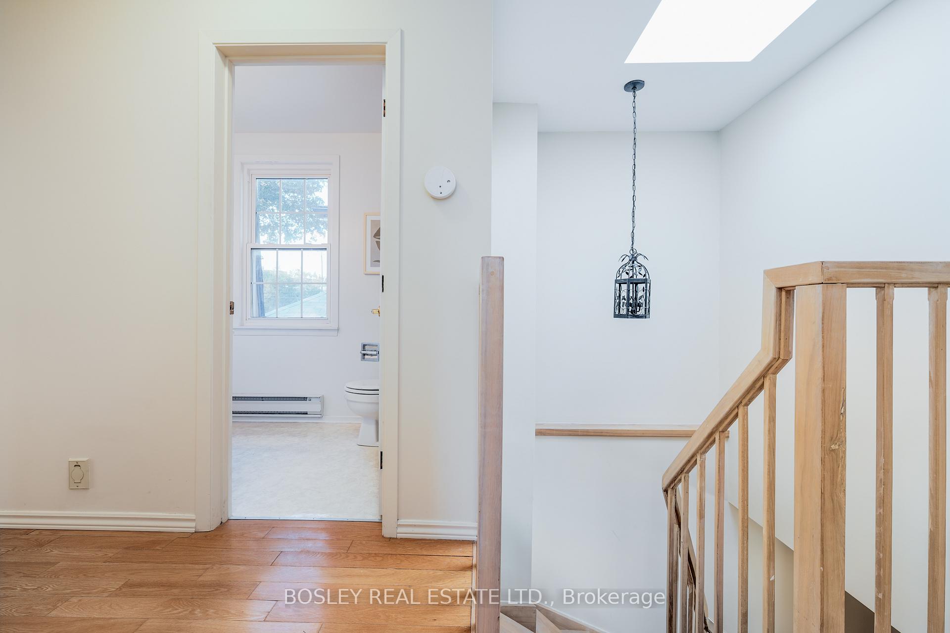 Photo 16 of 309 Warden Avenue, Scarborough, Birchcliffe-Cliffside — HOMEH