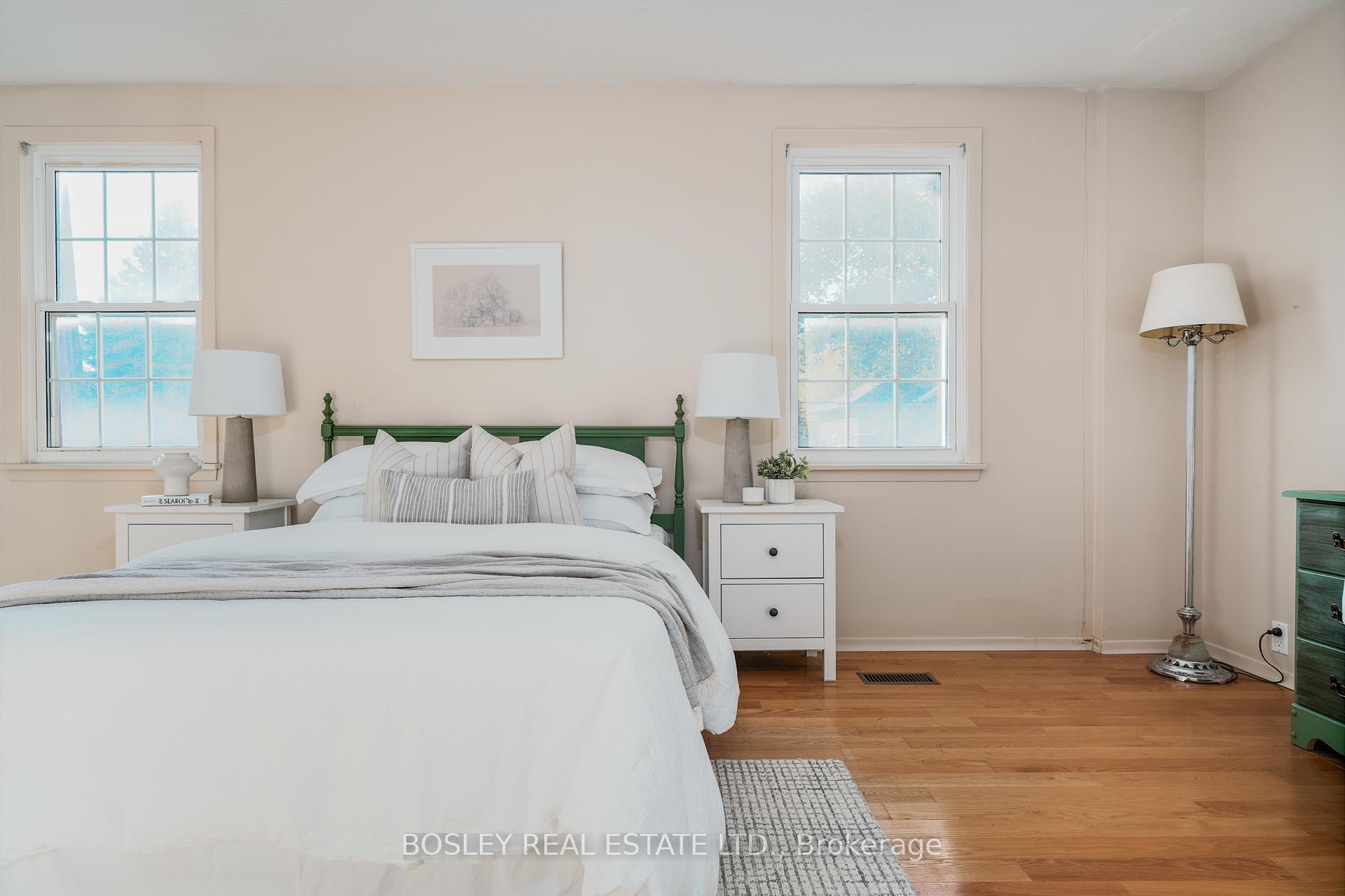 Photo 17 of 309 Warden Avenue, Scarborough, Birchcliffe-Cliffside — HOMEH