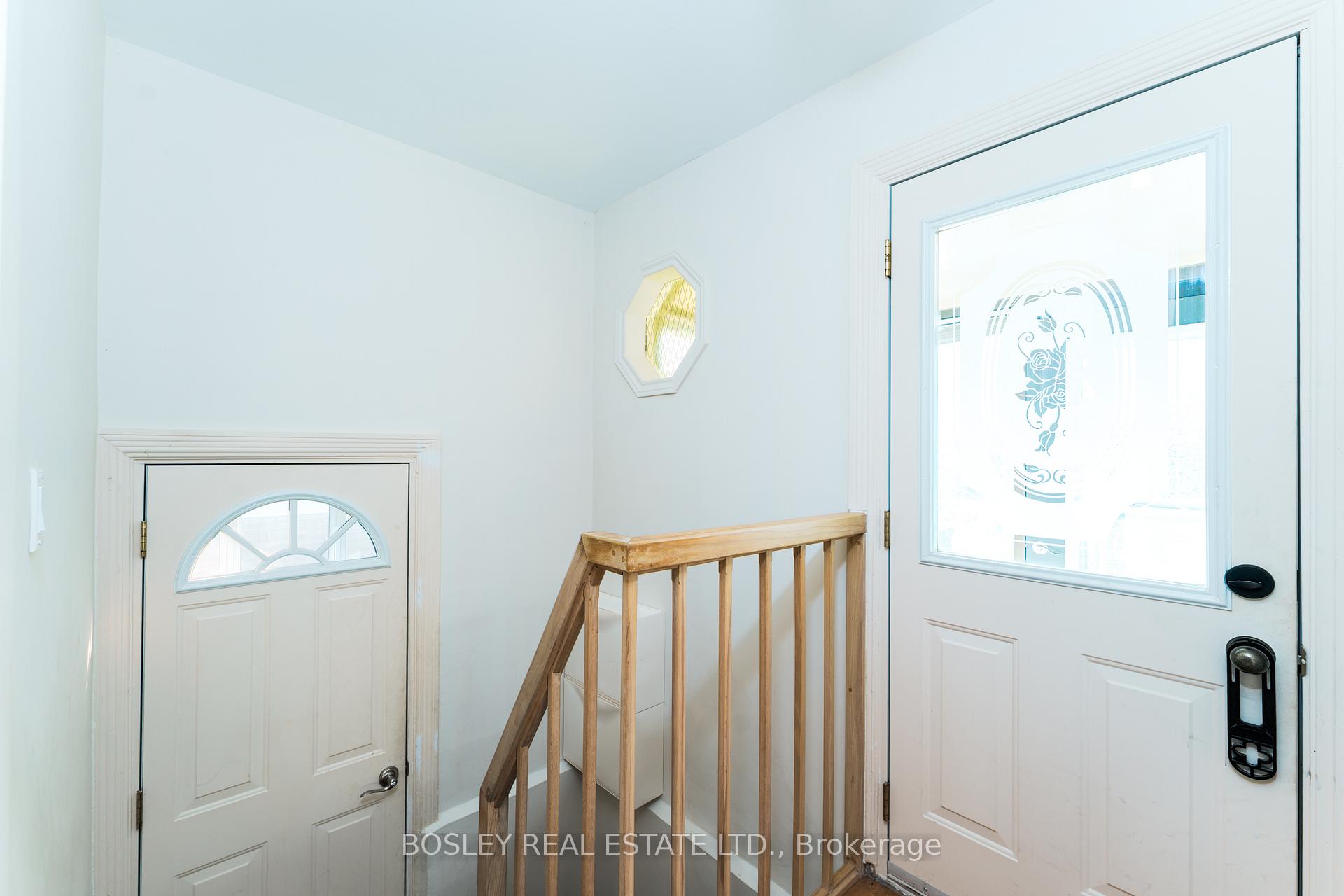 Photo 23 of 309 Warden Avenue, Scarborough, Birchcliffe-Cliffside — HOMEH