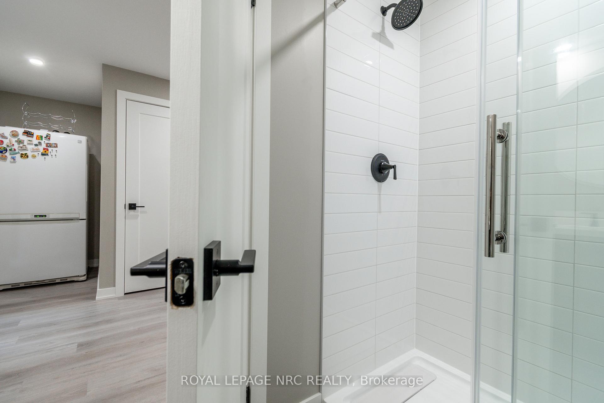 Photo 33 of 19 Secord Street, Thorold, Hurricane/Merrittville — HOMEH