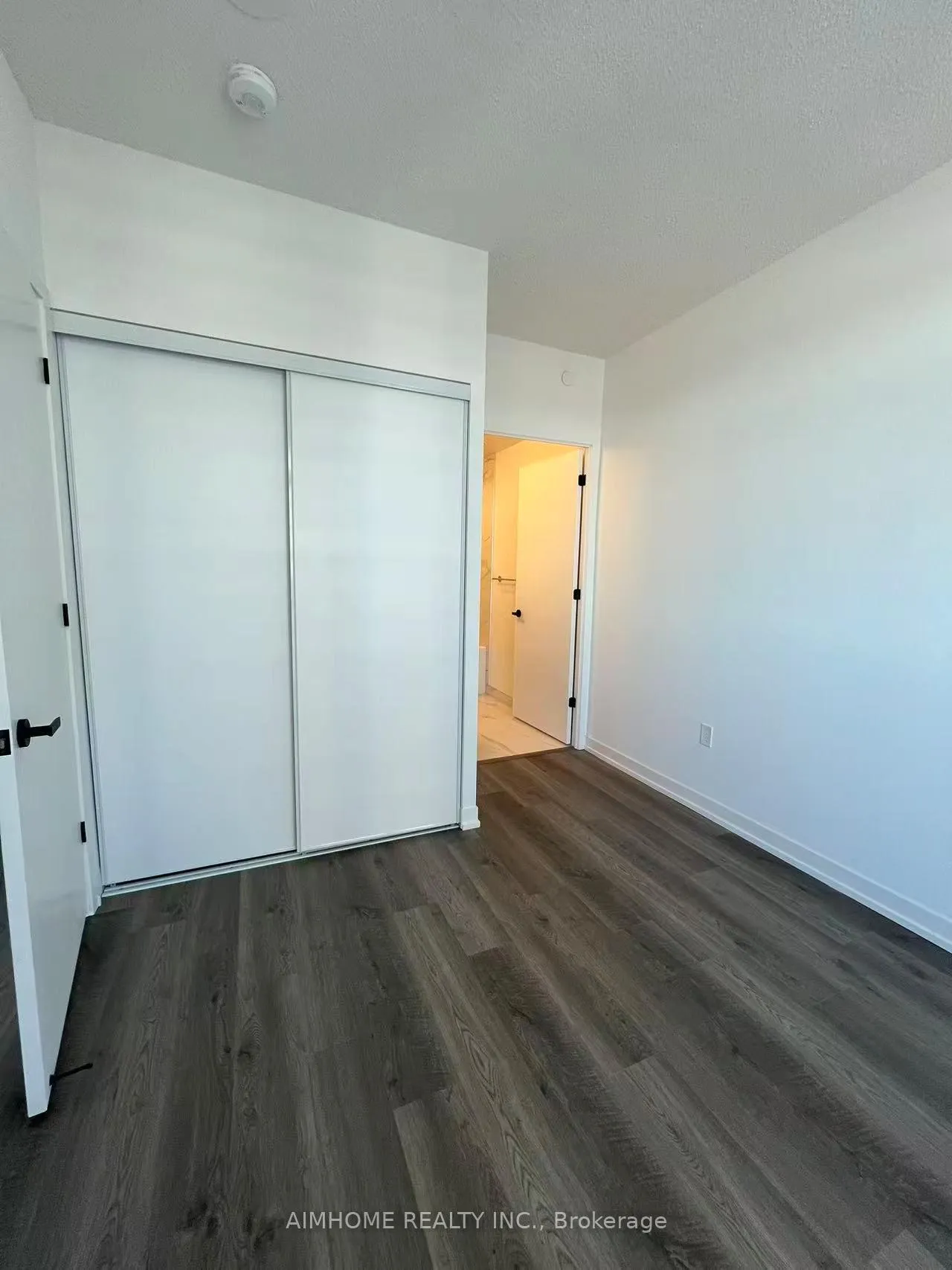 Photo 17 of Unit 4201, 8 Interchange Way, Vaughan, Vaughan Corporate Centre — HOMEH