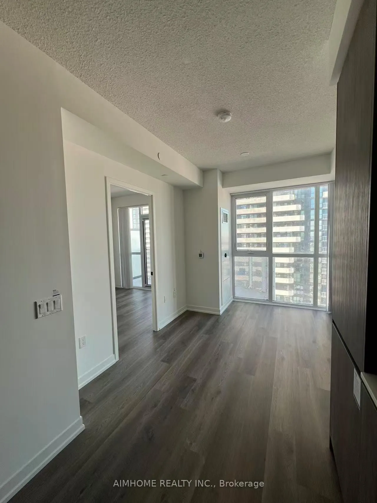Photo 26 of Unit 4201, 8 Interchange Way, Vaughan, Vaughan Corporate Centre — HOMEH