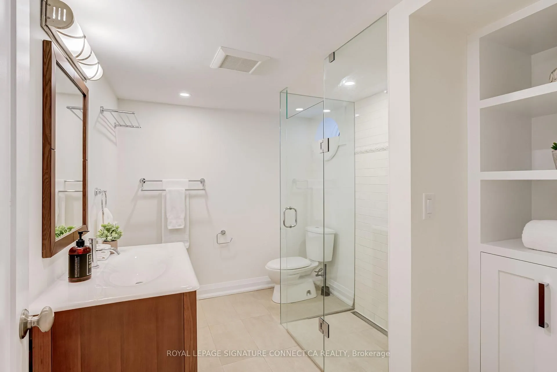 Photo 22 of 43 Glengowan Road, Toronto, Lawrence Park South — HOMEH