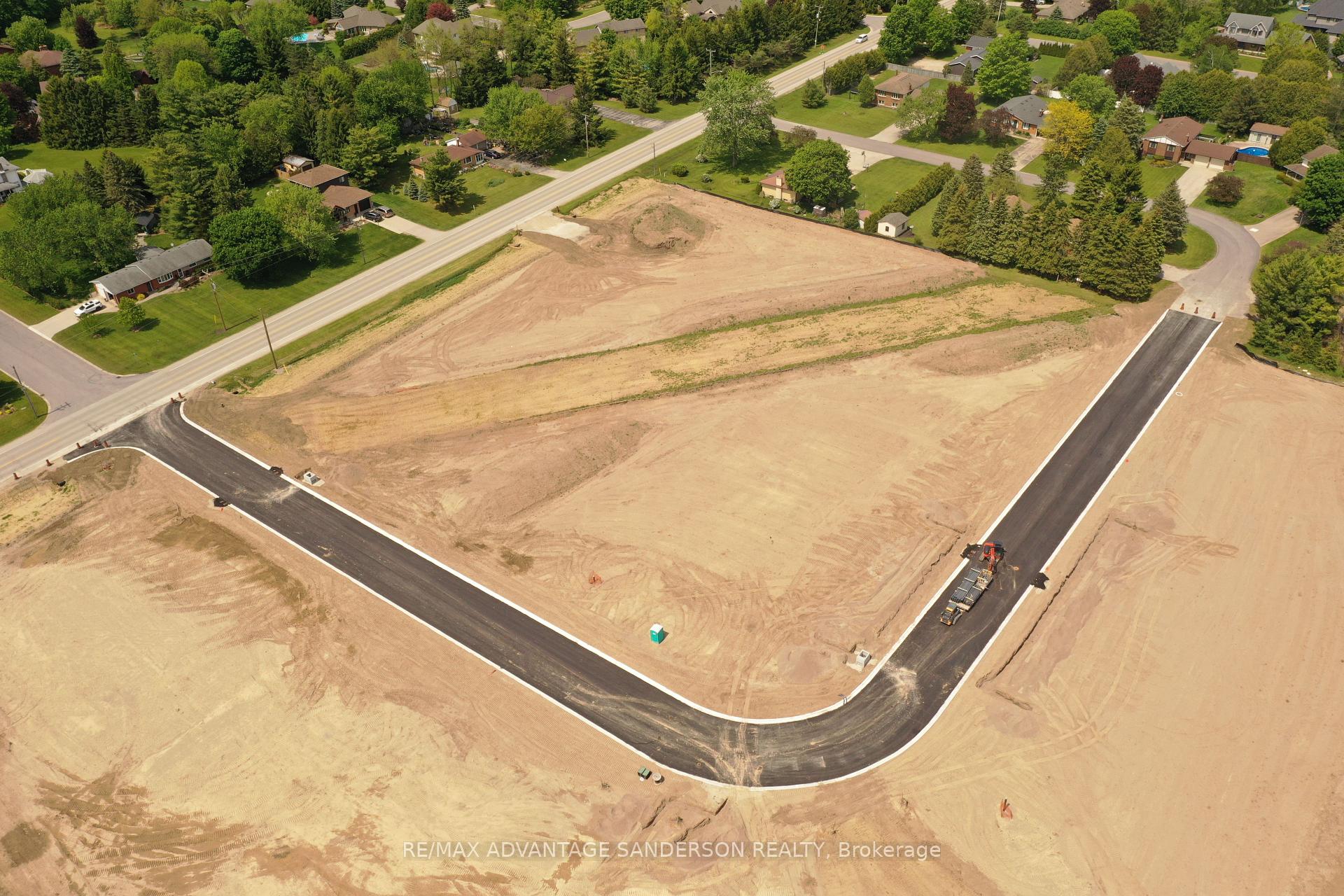 Photo 6 of Lot 9 Bowling Green Drive, Middlesex Centre, Poplar Hill — HOMEH