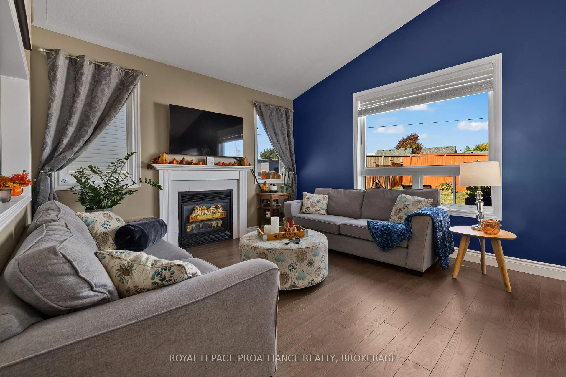 Photo 9 of 2153 Swanfield Street, Kingston, East Gardiners Rd — HOMEH