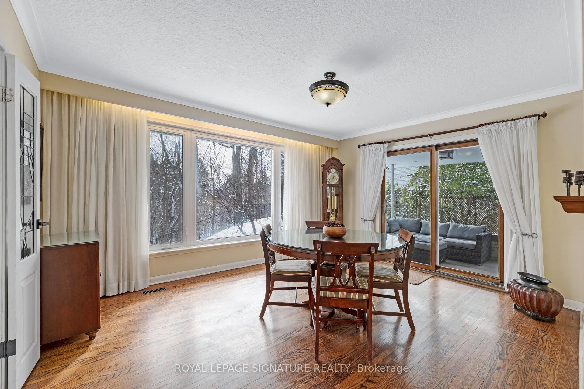 Photo 6 of 57 Forest Grove Drive, North York, Bayview Village — HOMEH