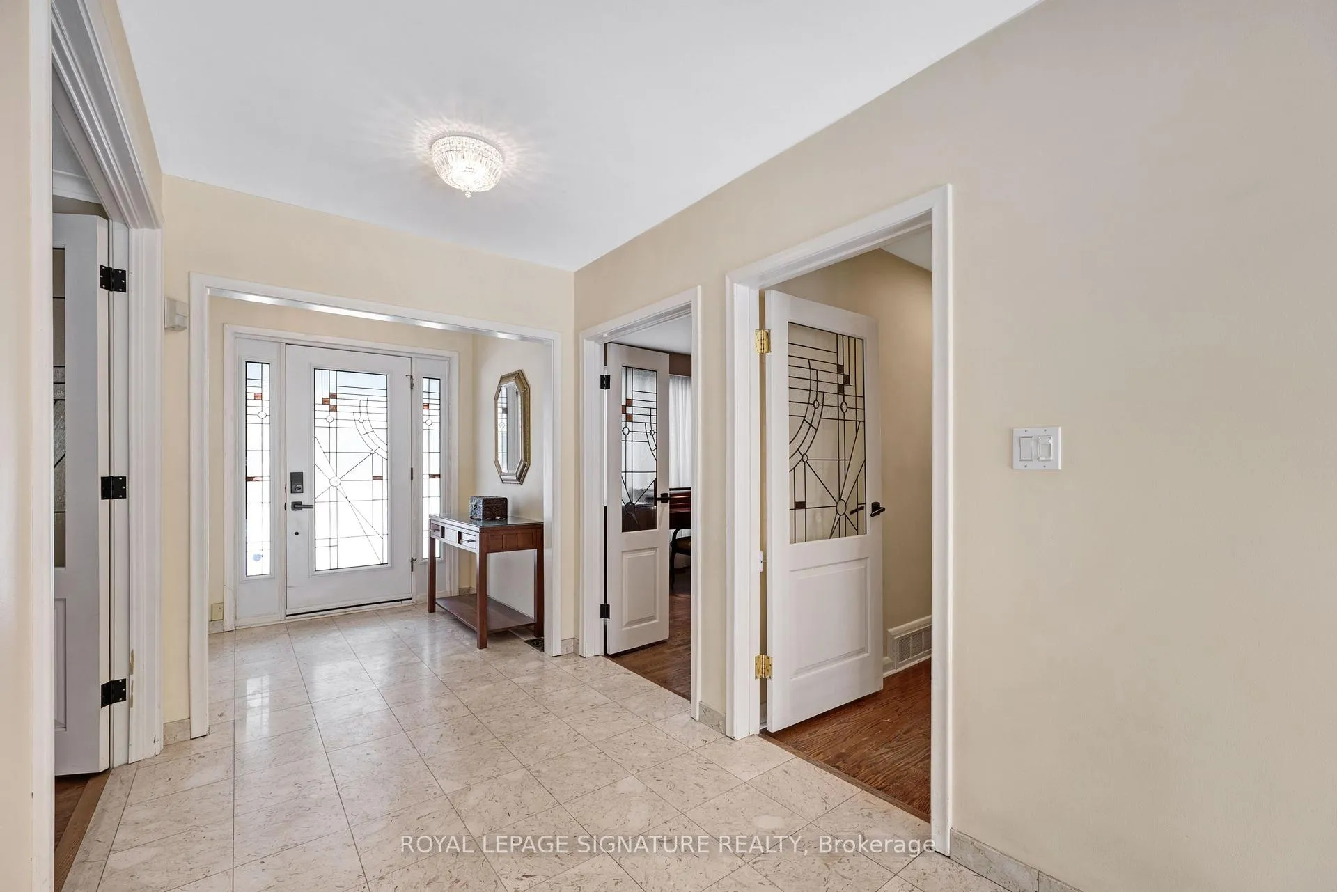 Photo 11 of 57 Forest Grove Drive, North York, Bayview Village — HOMEH