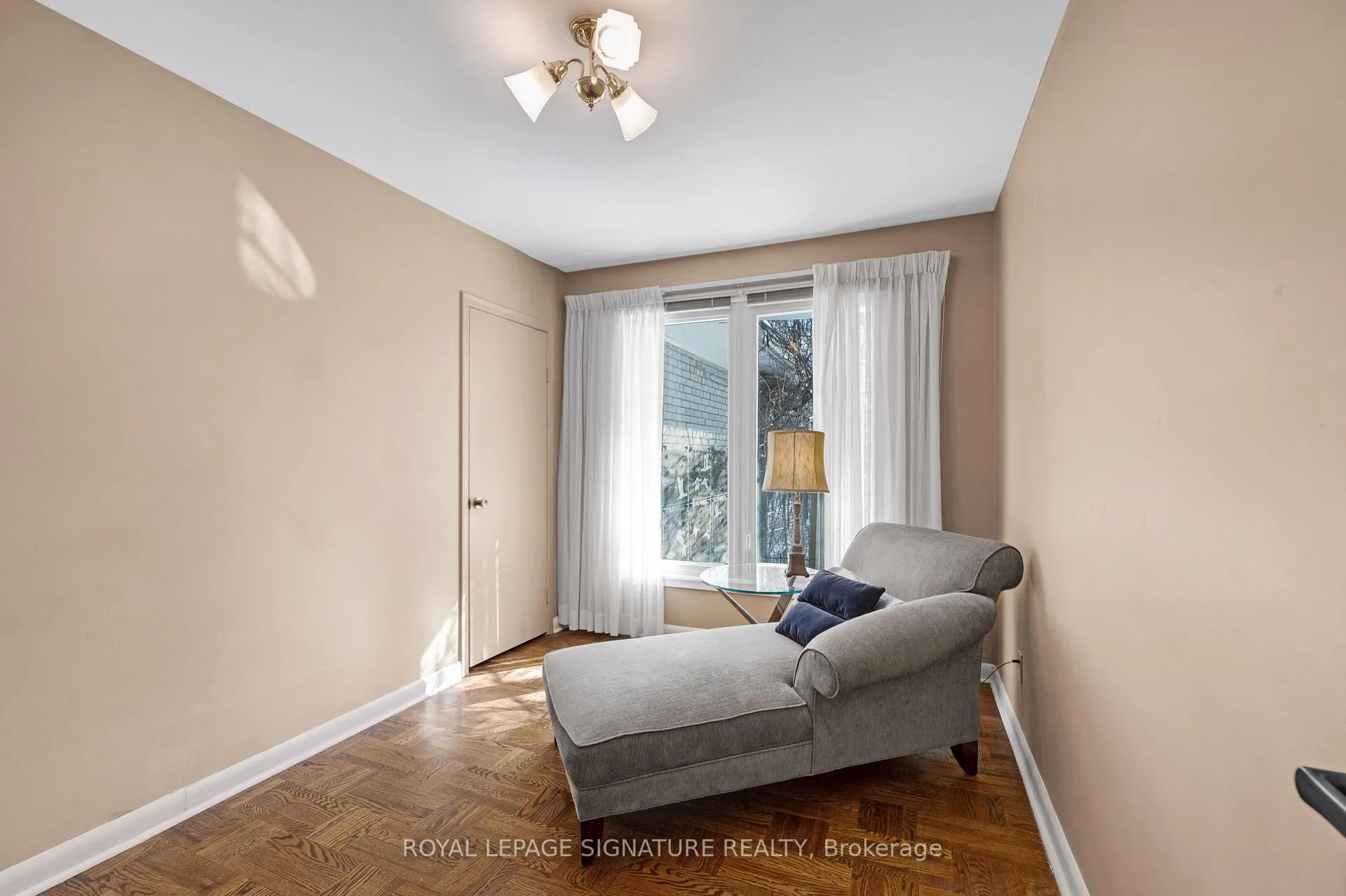 Photo 20 of 57 Forest Grove Drive, North York, Bayview Village — HOMEH