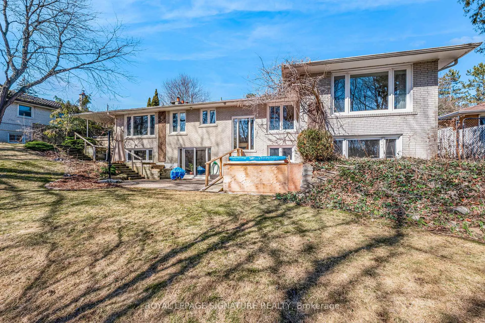 Photo 32 of 57 Forest Grove Drive, North York, Bayview Village — HOMEH