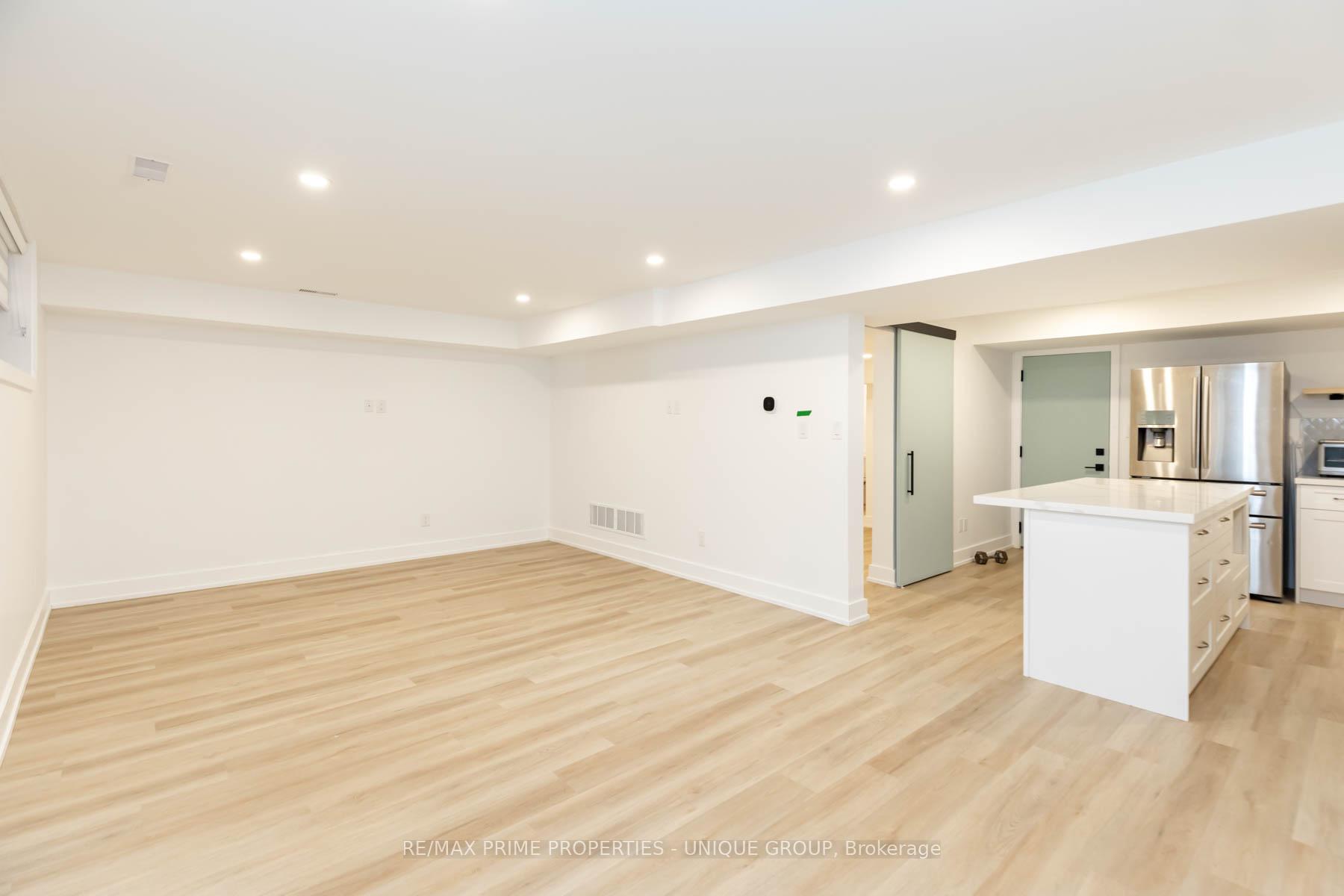 Photo 4 of 15 Anndale Road, Scarborough, Birchcliffe-Cliffside — HOMEH