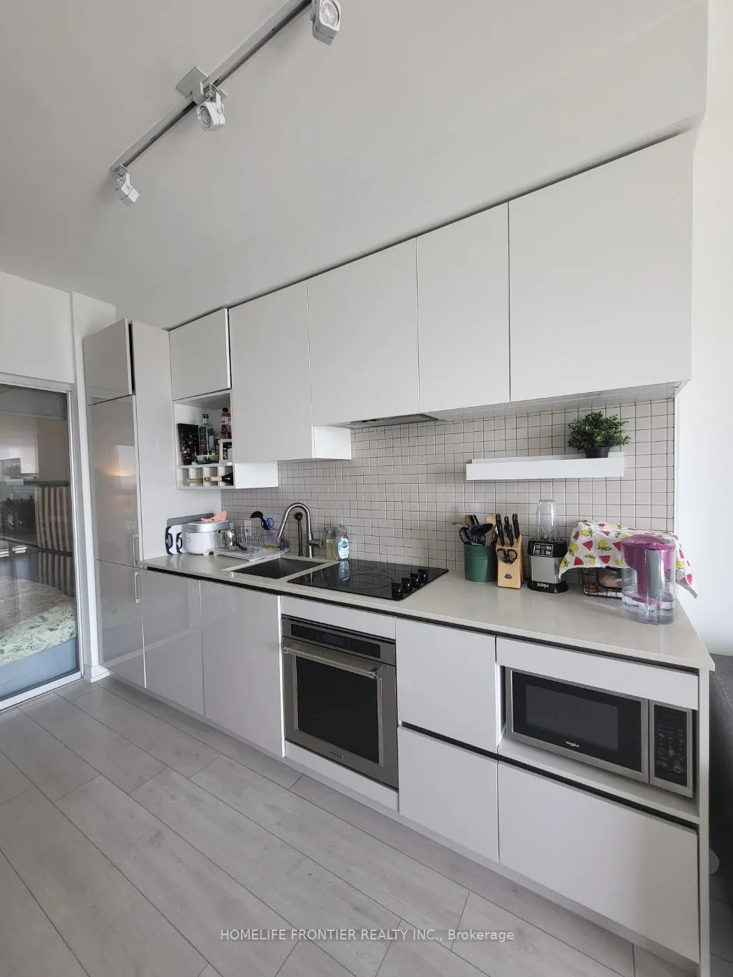 Photo 10 of Unit 5807, 950 Portage Parkway, Vaughan, Vaughan Corporate Centre — HOMEH