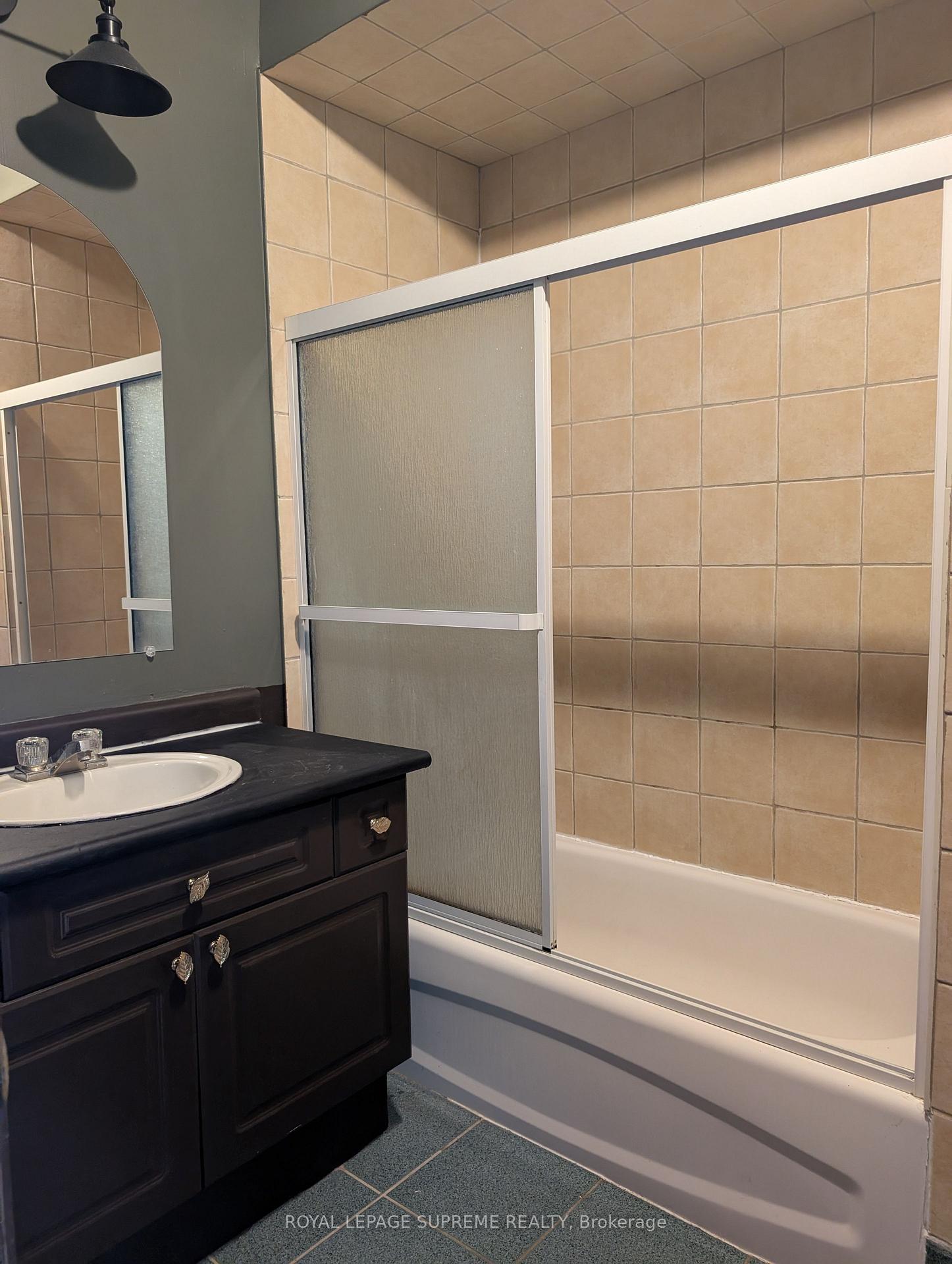 Photo 7 of Unit 2, 1328 Dundas Street W, Toronto, Little Portugal — HOMEH