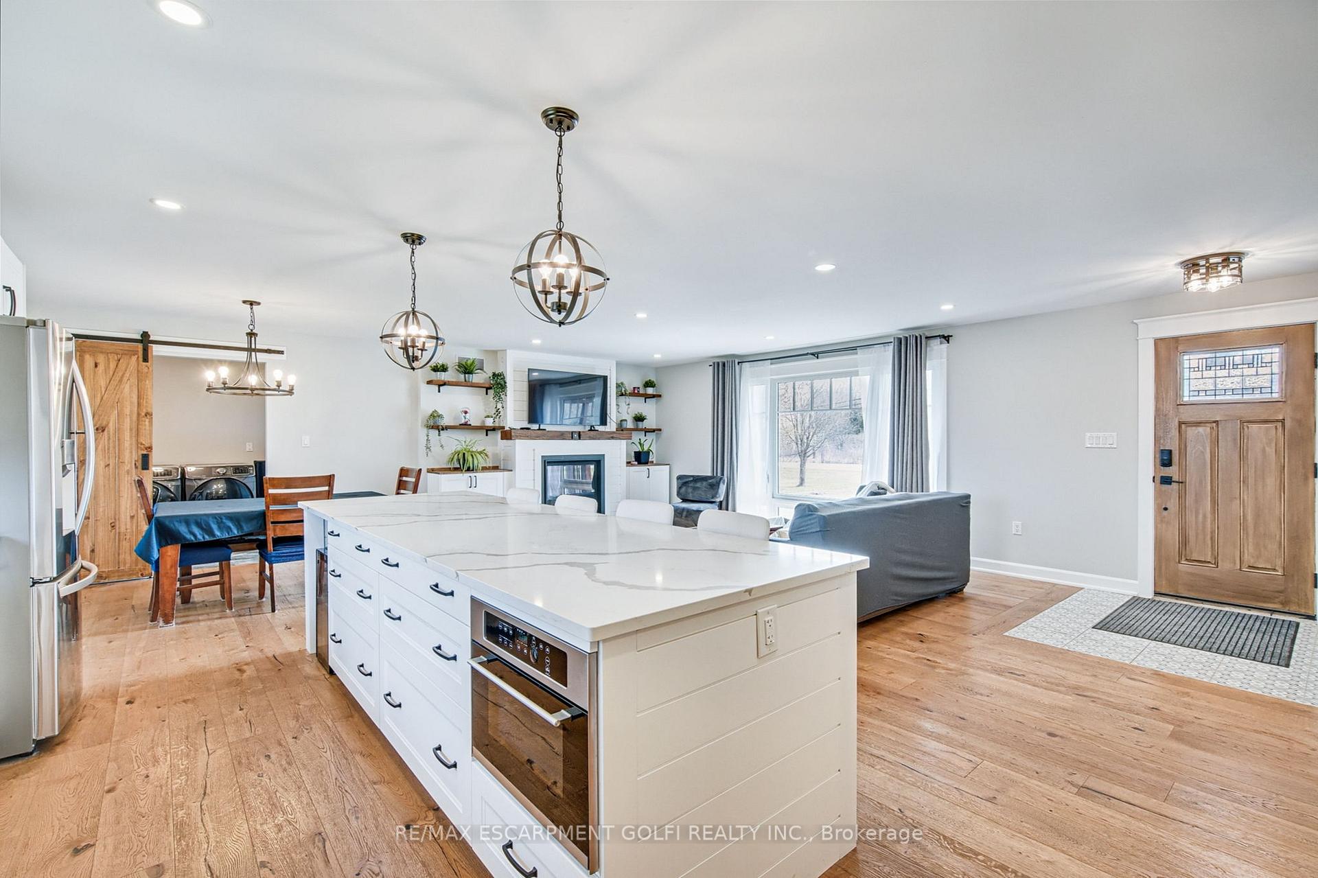 Photo 6 of 2440 Port Robinson Road, Thorold, Hurricane/Merrittville — HOMEH