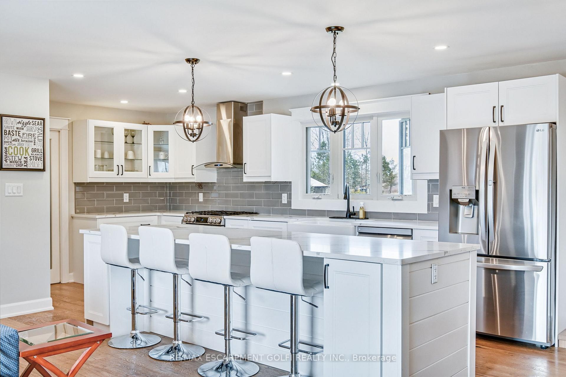 Photo 11 of 2440 Port Robinson Road, Thorold, Hurricane/Merrittville — HOMEH