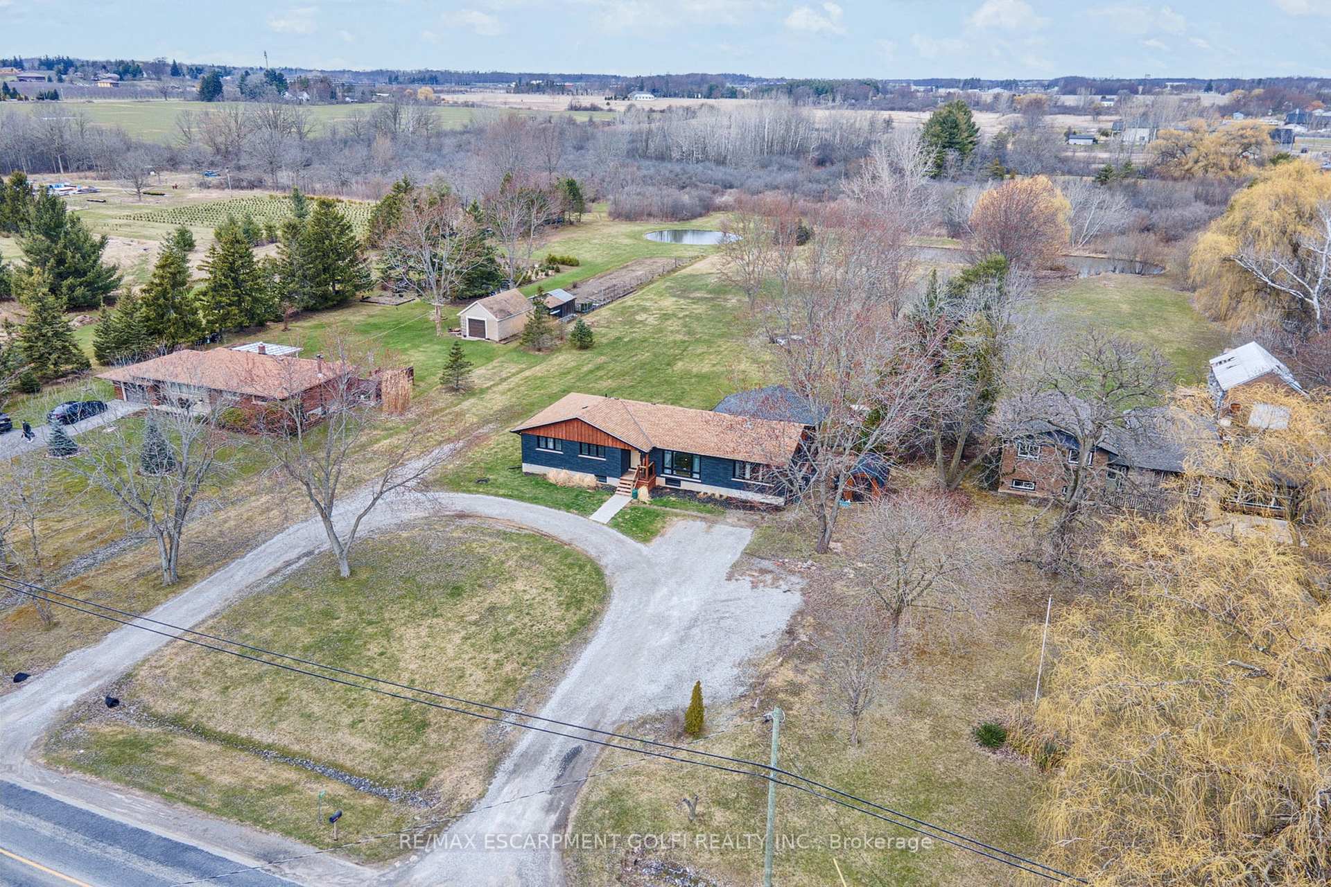 Photo 35 of 2440 Port Robinson Road, Thorold, Hurricane/Merrittville — HOMEH