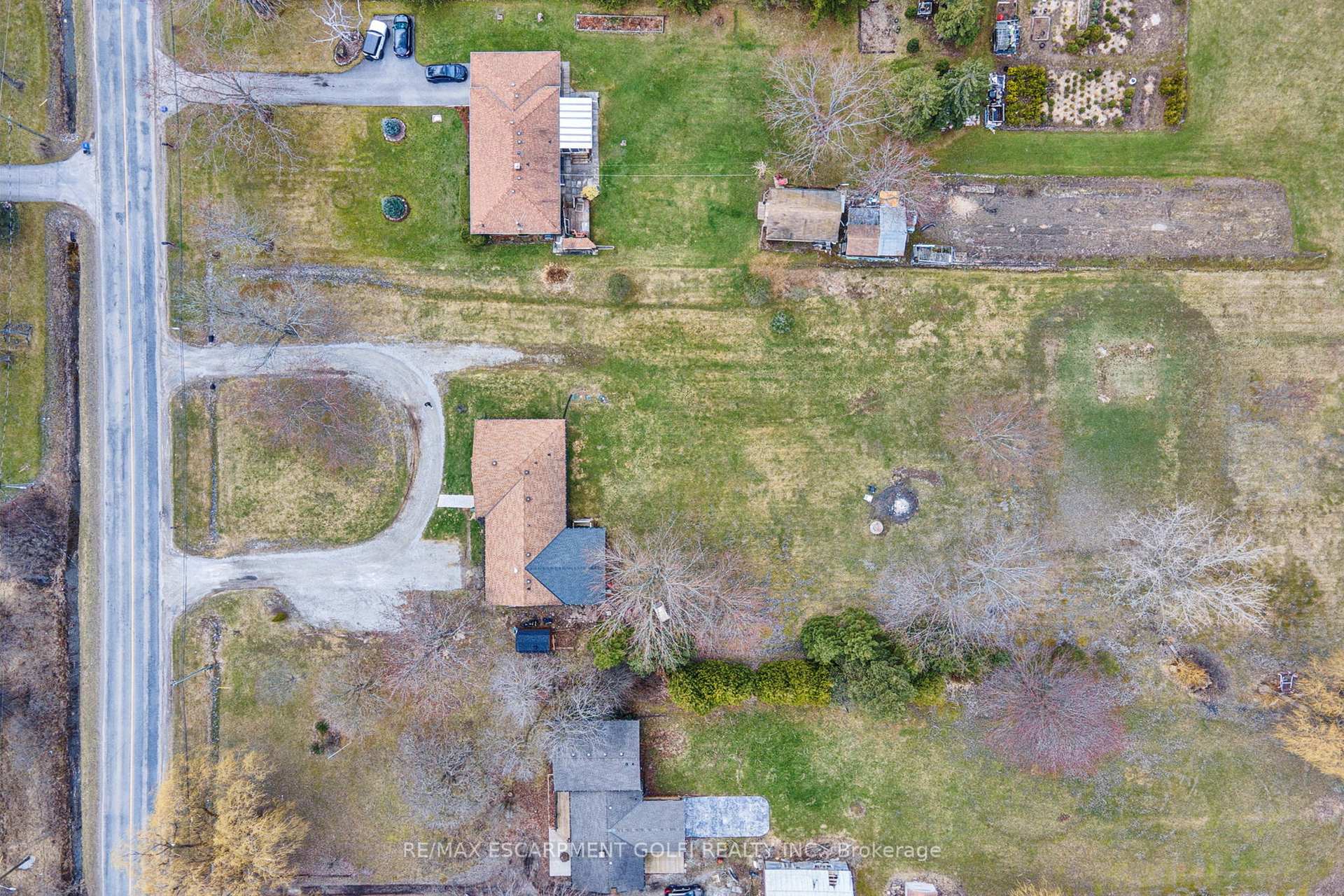 Photo 36 of 2440 Port Robinson Road, Thorold, Hurricane/Merrittville — HOMEH