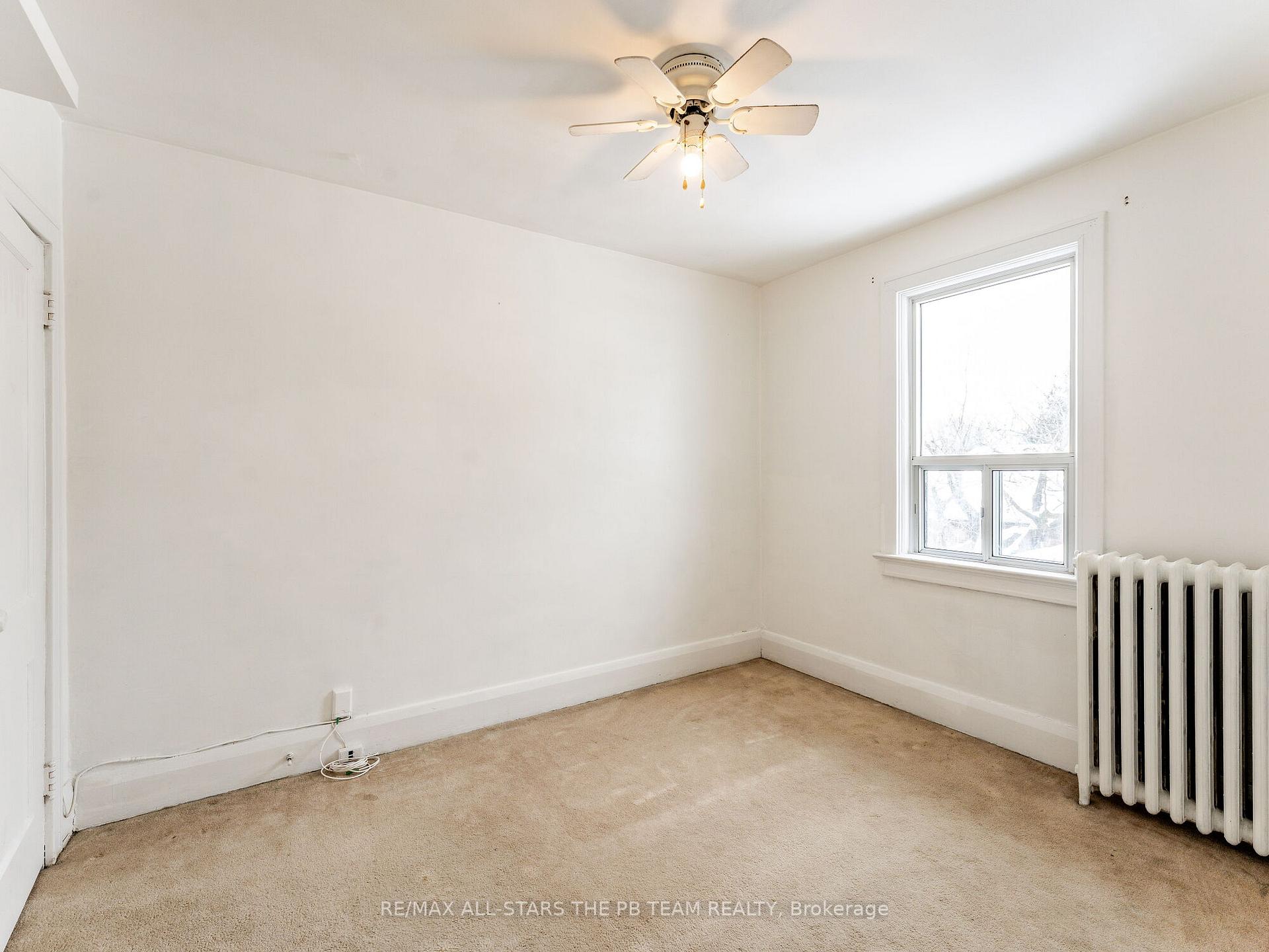 Photo 15 of 225 Dewhurst Boulevard N, Toronto, Danforth Village-East York — HOMEH