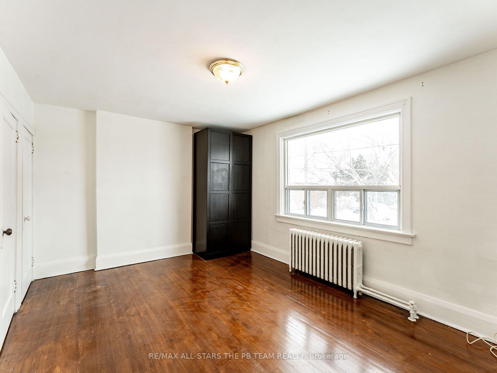 Photo 17 of 225 Dewhurst Boulevard N, Toronto, Danforth Village-East York — HOMEH