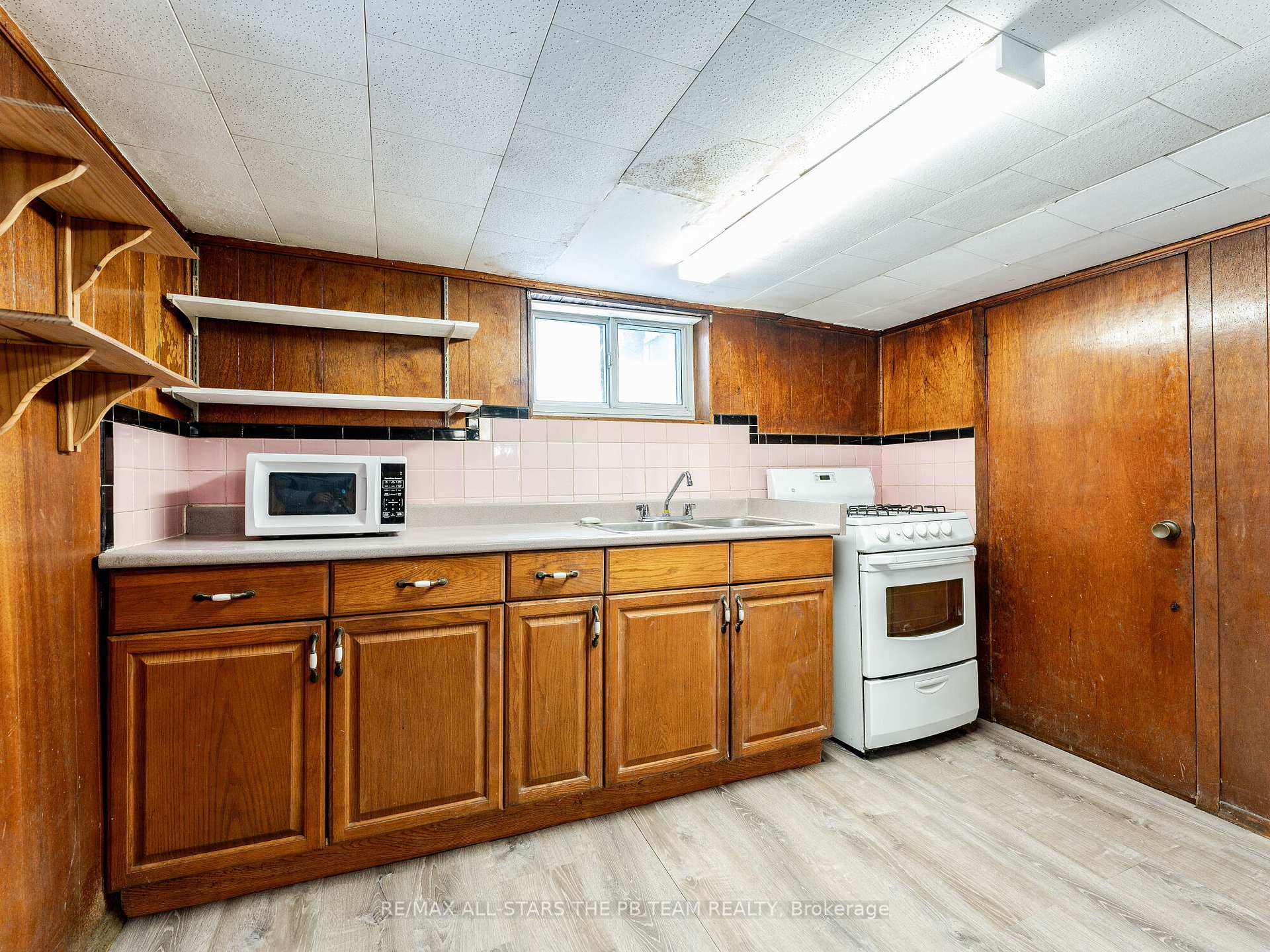 Photo 21 of 225 Dewhurst Boulevard N, Toronto, Danforth Village-East York — HOMEH