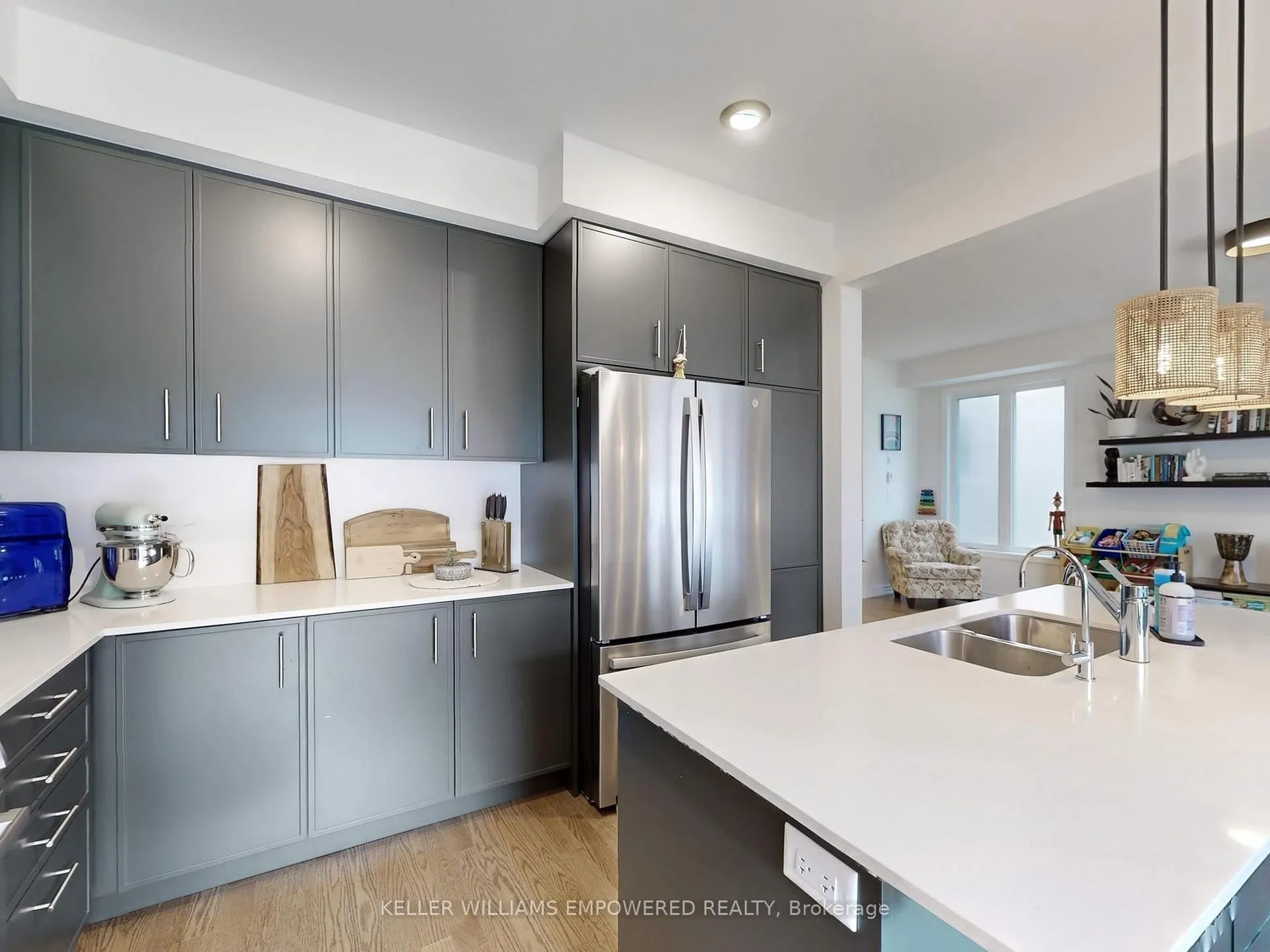 Photo 12 of 28 Gemini Drive, Barrie, Rural Barrie Southeast — HOMEH