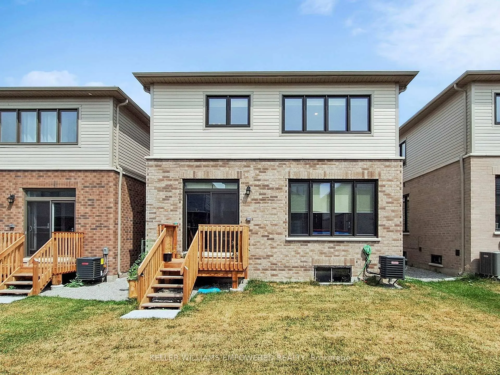 Photo 38 of 28 Gemini Drive, Barrie, Rural Barrie Southeast — HOMEH