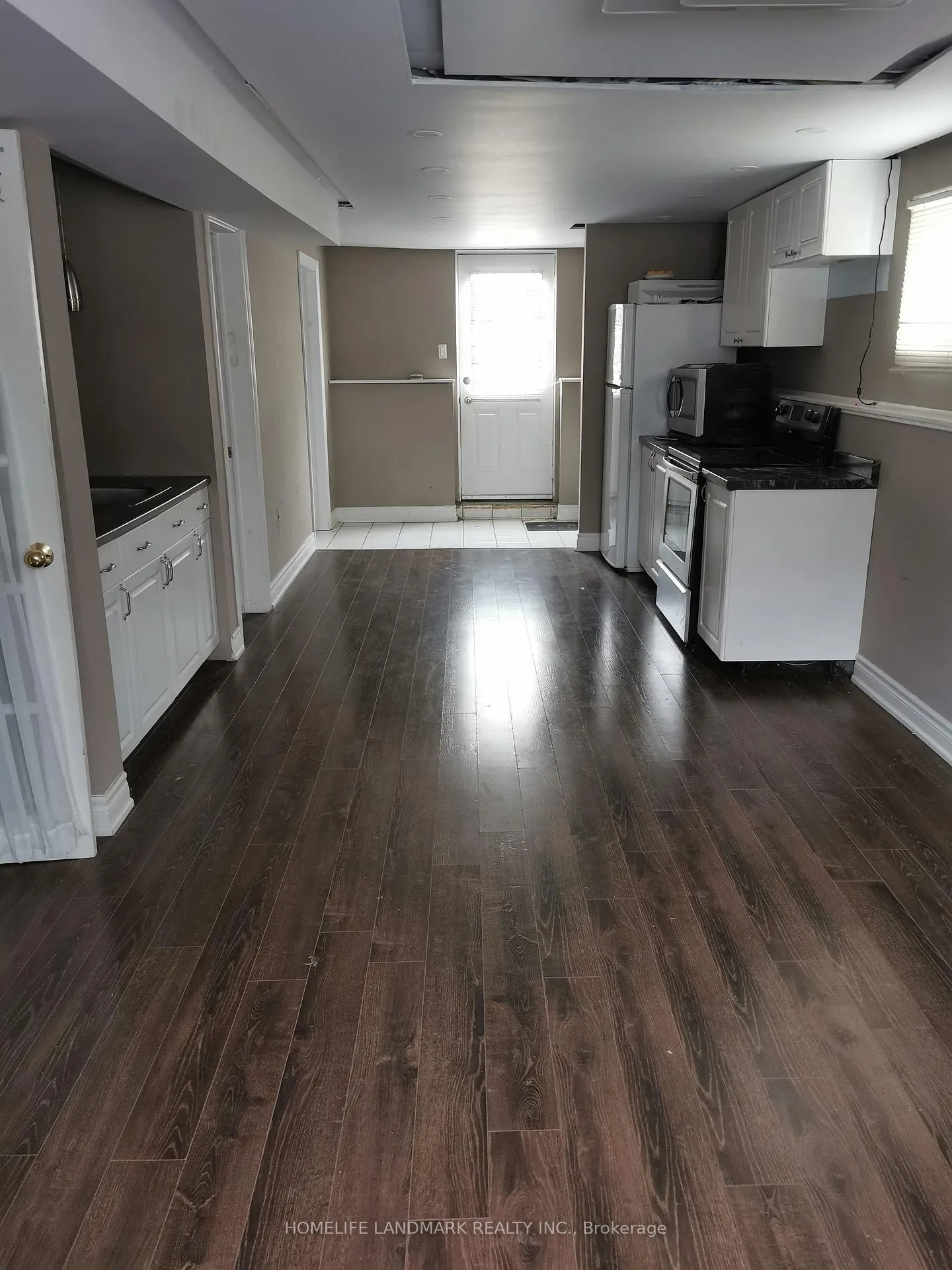 Photo 7 of 29 Finlay Road, Barrie, West Bayfield — HOMEH