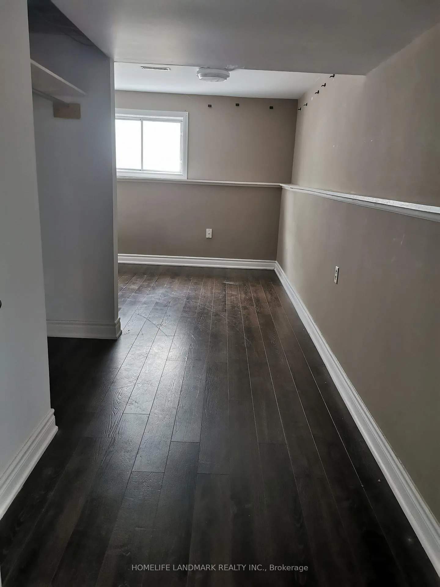 Photo 8 of 29 Finlay Road, Barrie, West Bayfield — HOMEH