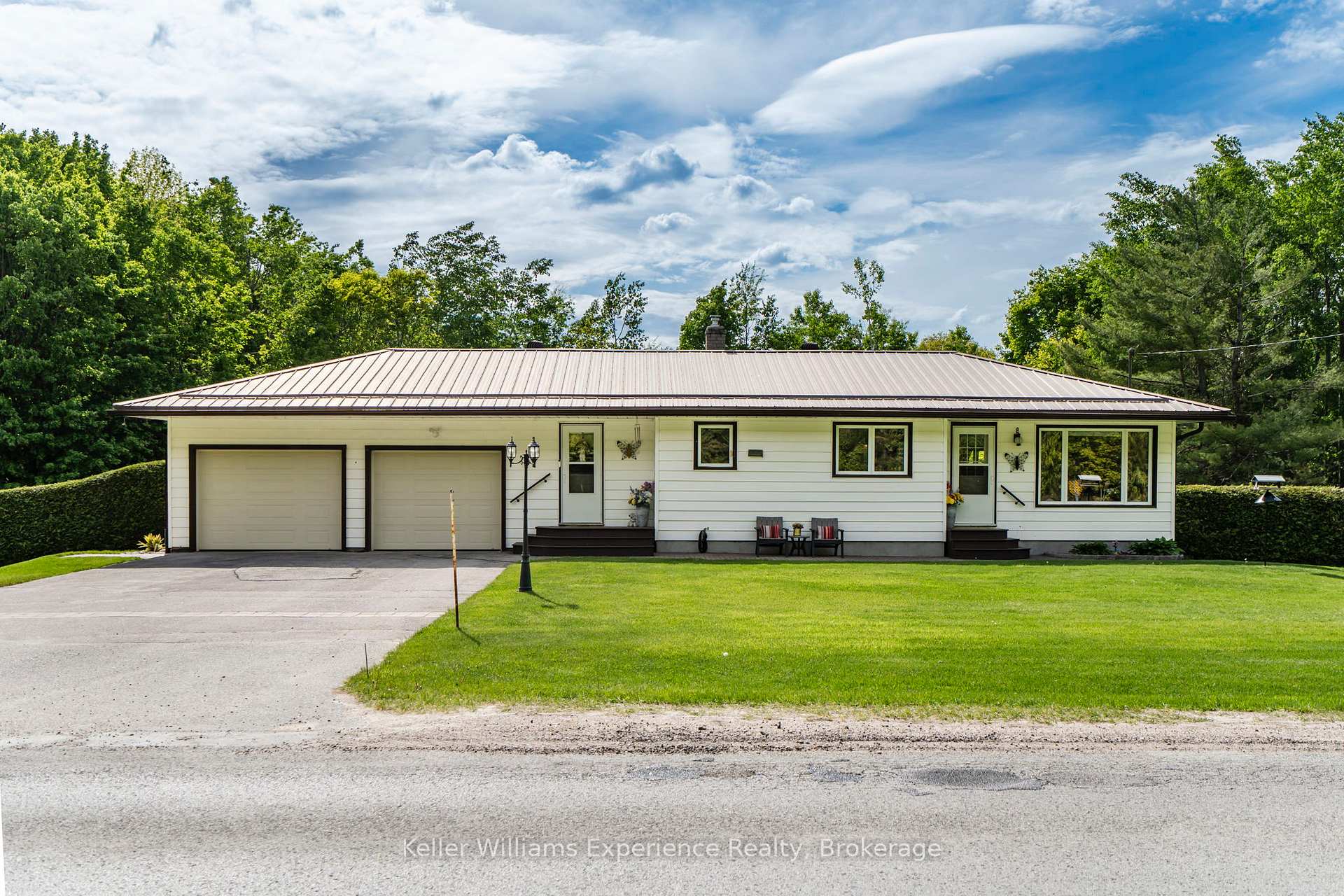 Photo 1 of 450 Concession 11 Road E, Tiny, Rural Tiny — HOMEH
