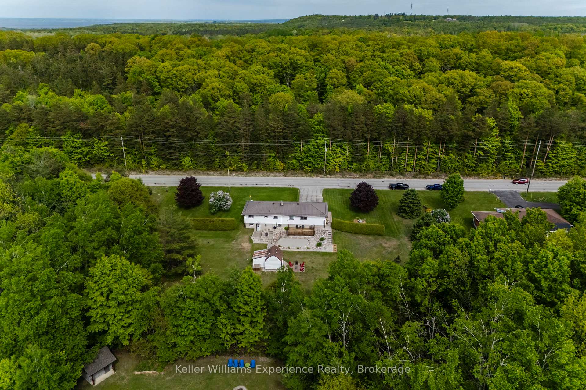 Photo 37 of 450 Concession 11 Road E, Tiny, Rural Tiny — HOMEH