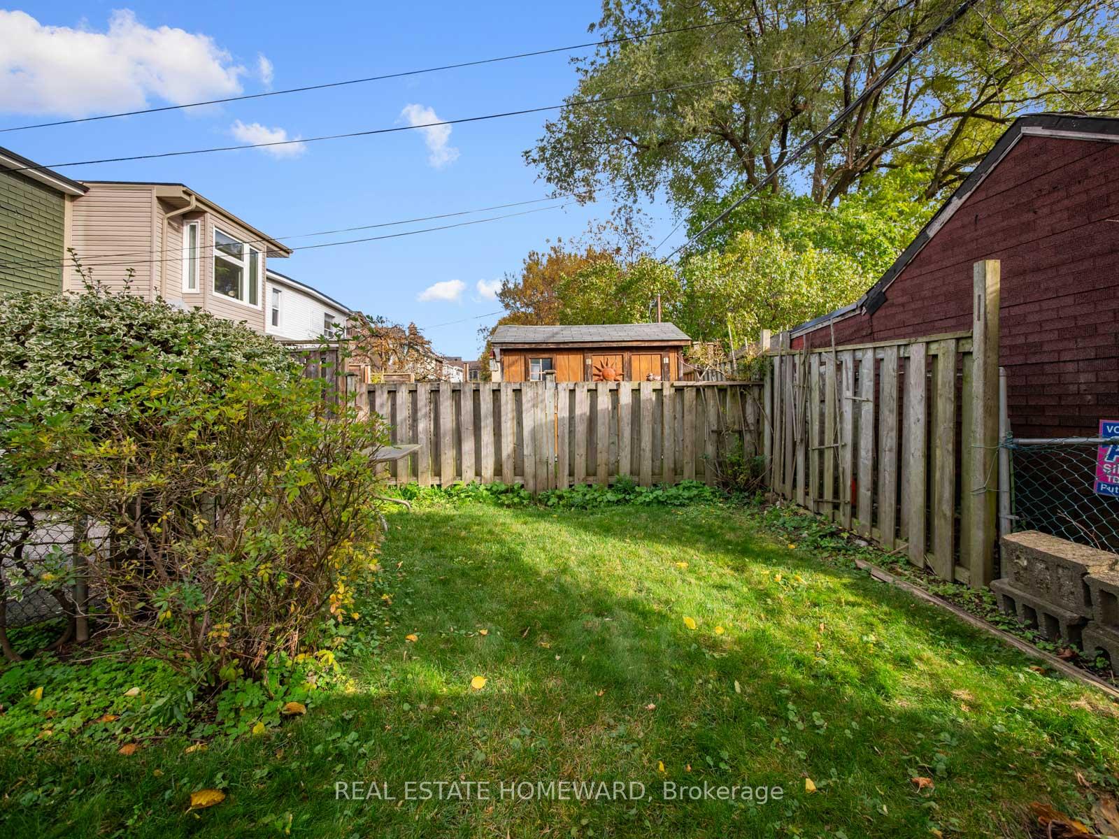 Photo 16 of 5 Northview Avenue, Scarborough, Birchcliffe-Cliffside — HOMEH