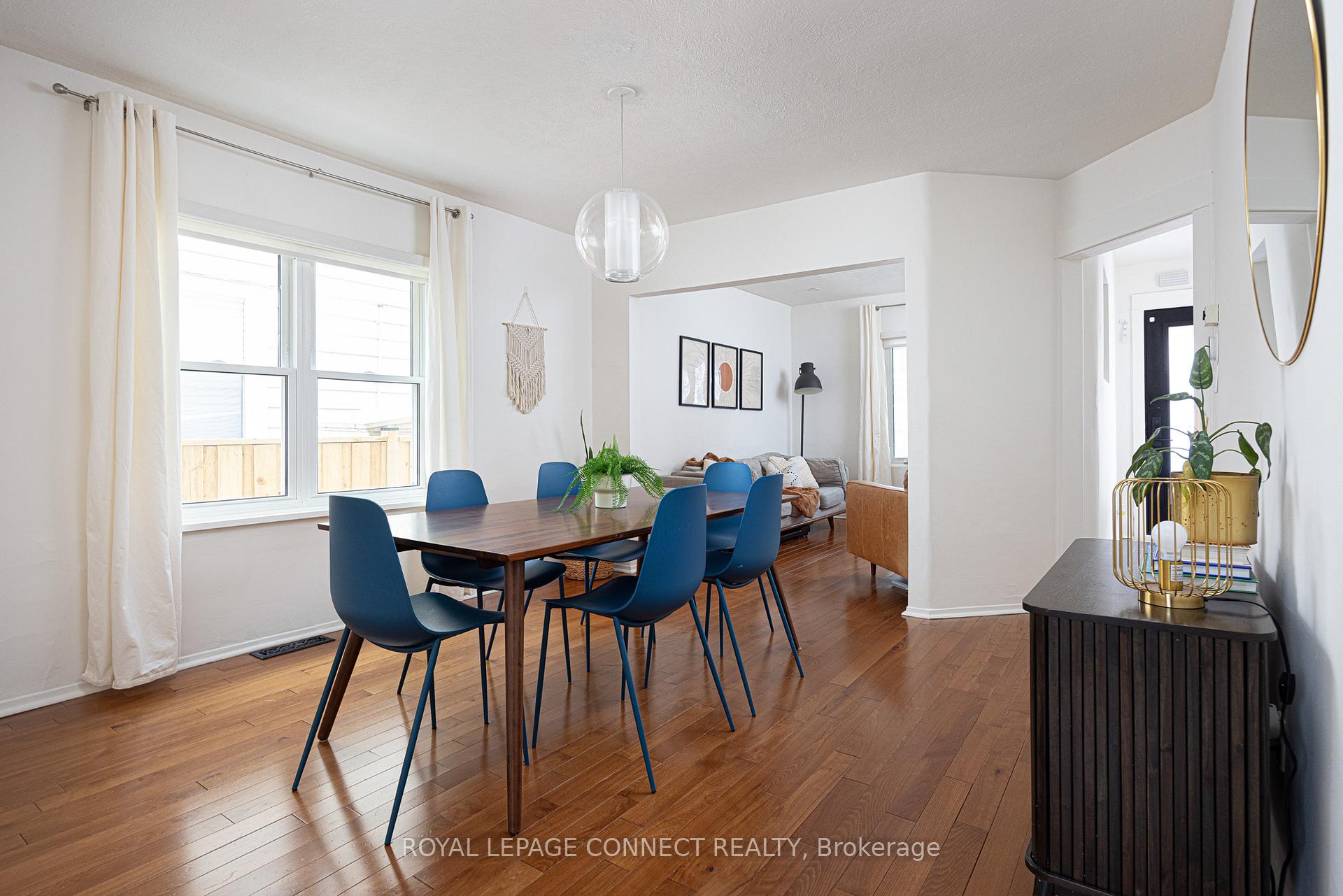 Photo 4 of 3 Orley Avenue, Toronto, Woodbine-Lumsden — HOMEH