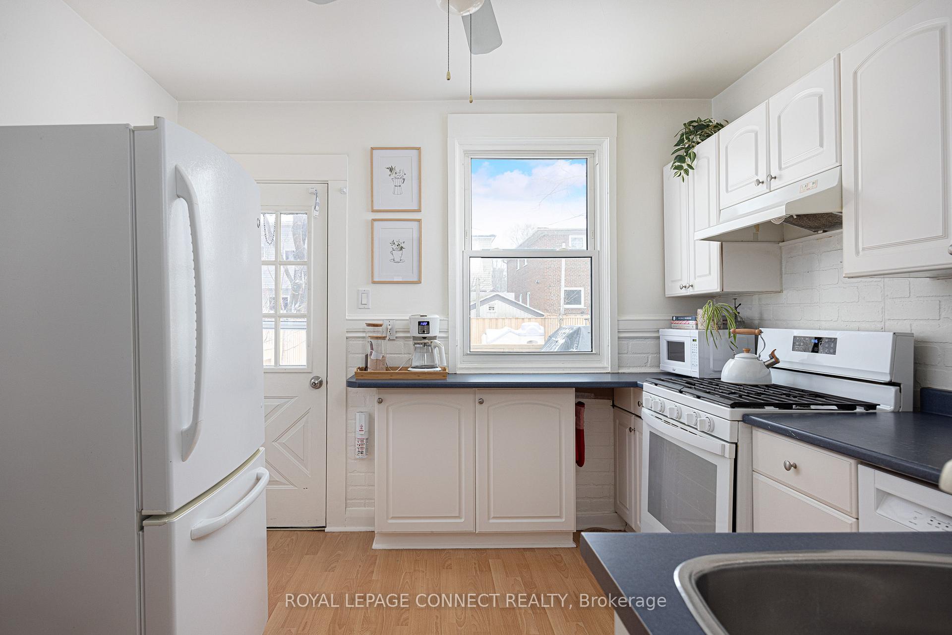 Photo 7 of 3 Orley Avenue, Toronto, Woodbine-Lumsden — HOMEH