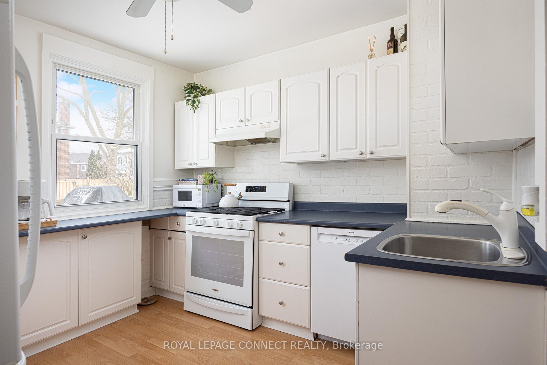 Photo 8 of 3 Orley Avenue, Toronto, Woodbine-Lumsden — HOMEH