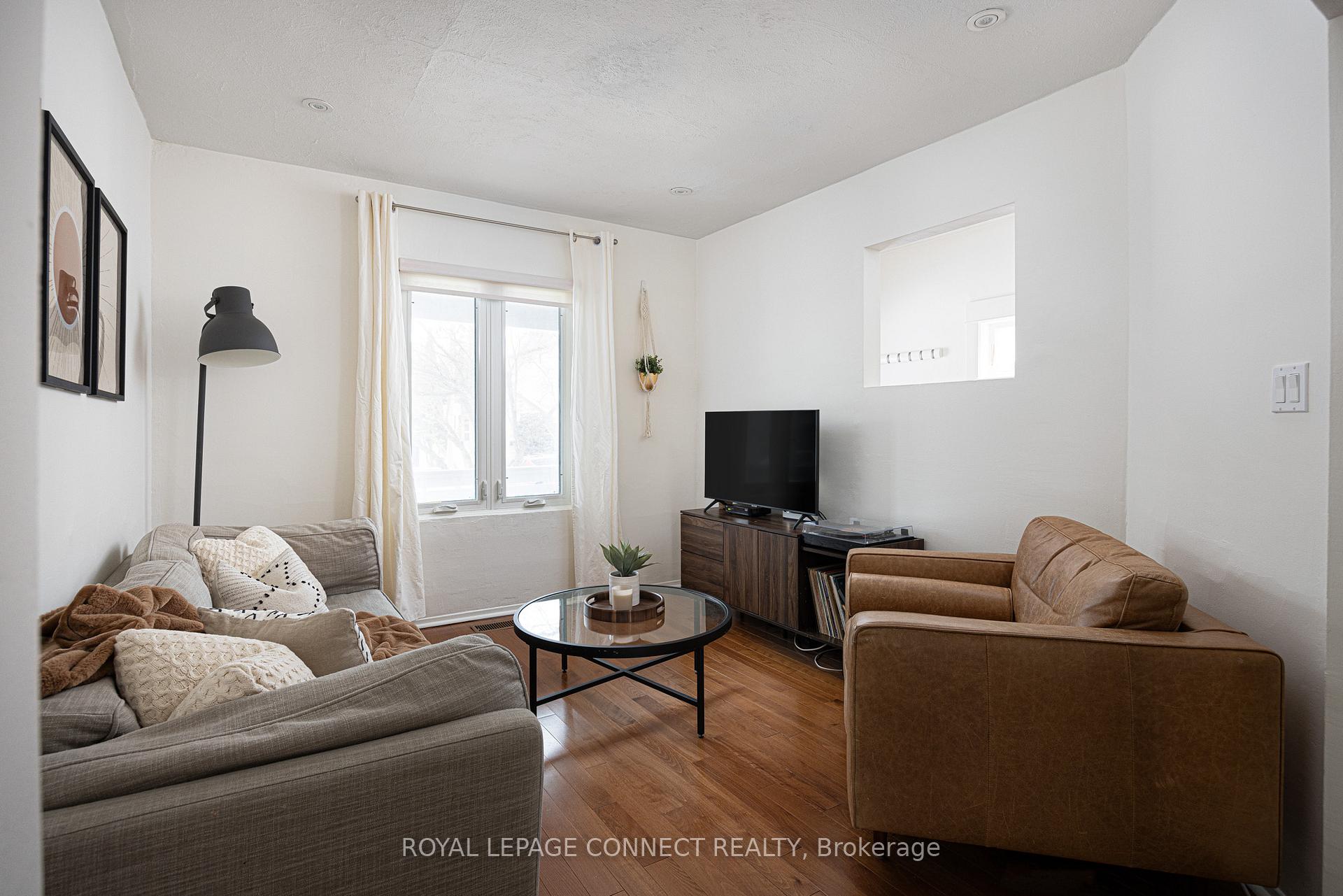 Photo 11 of 3 Orley Avenue, Toronto, Woodbine-Lumsden — HOMEH