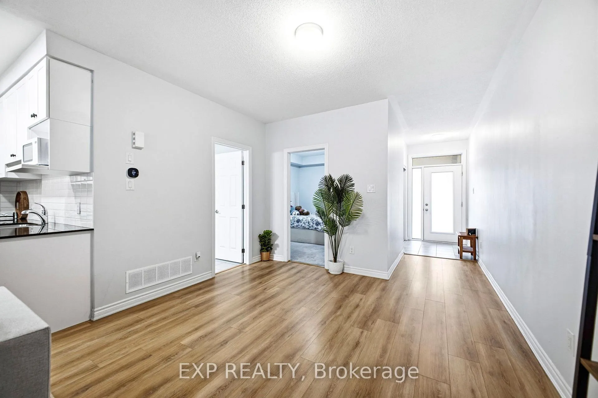 Photo 22 of 106 Lapland Private, Ottawa, Kanata - Emerald Meadows/Trailwest — HOMEH
